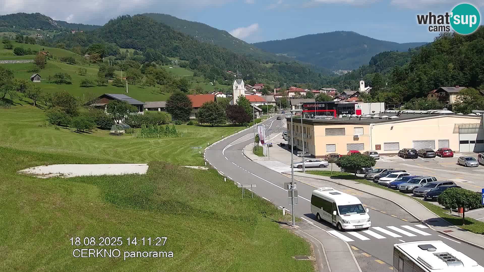Cerkno entrada a la ciudad Webcam en vivo