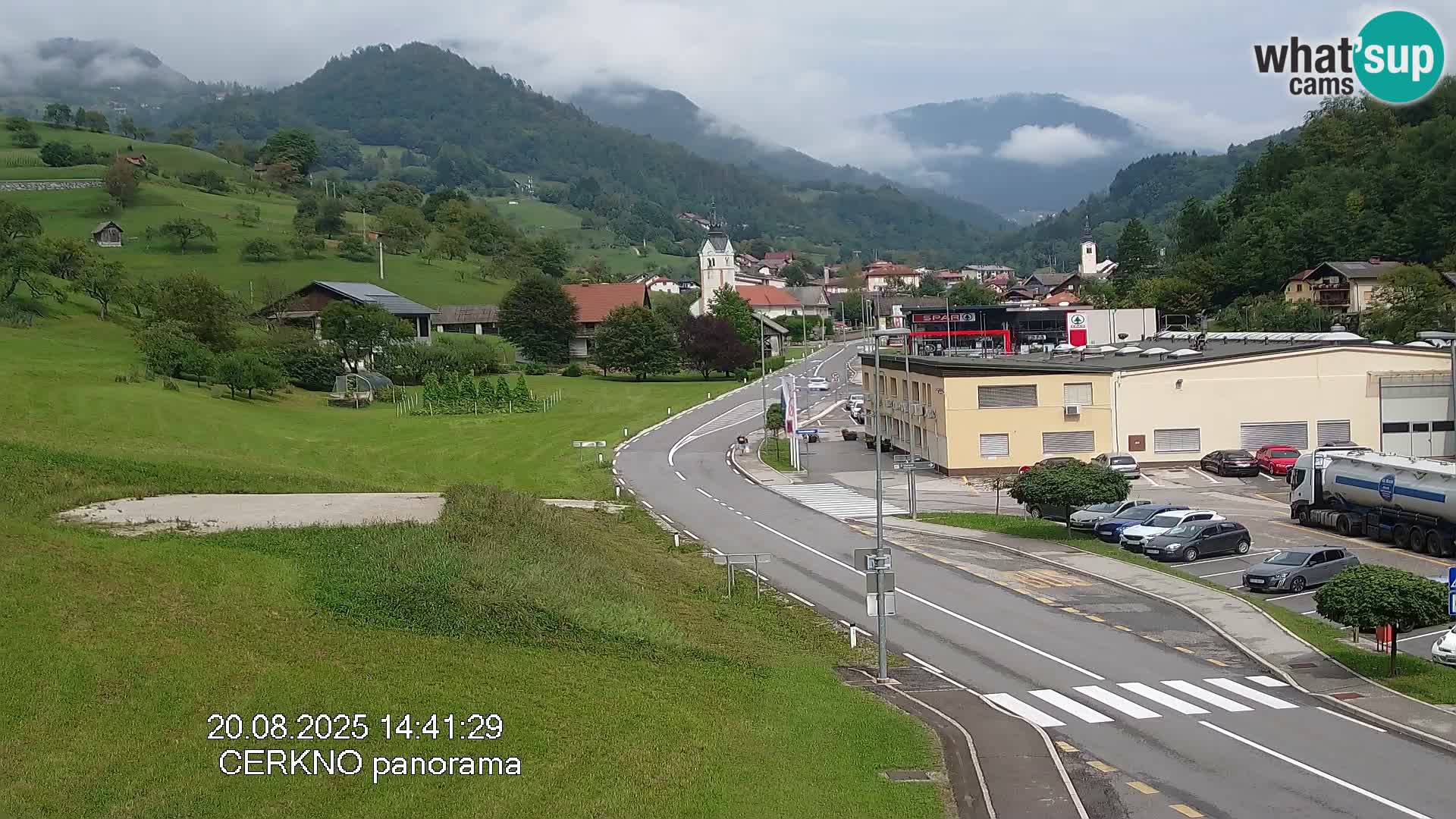 Webcam en direct – Entrée de la ville de Cerkno