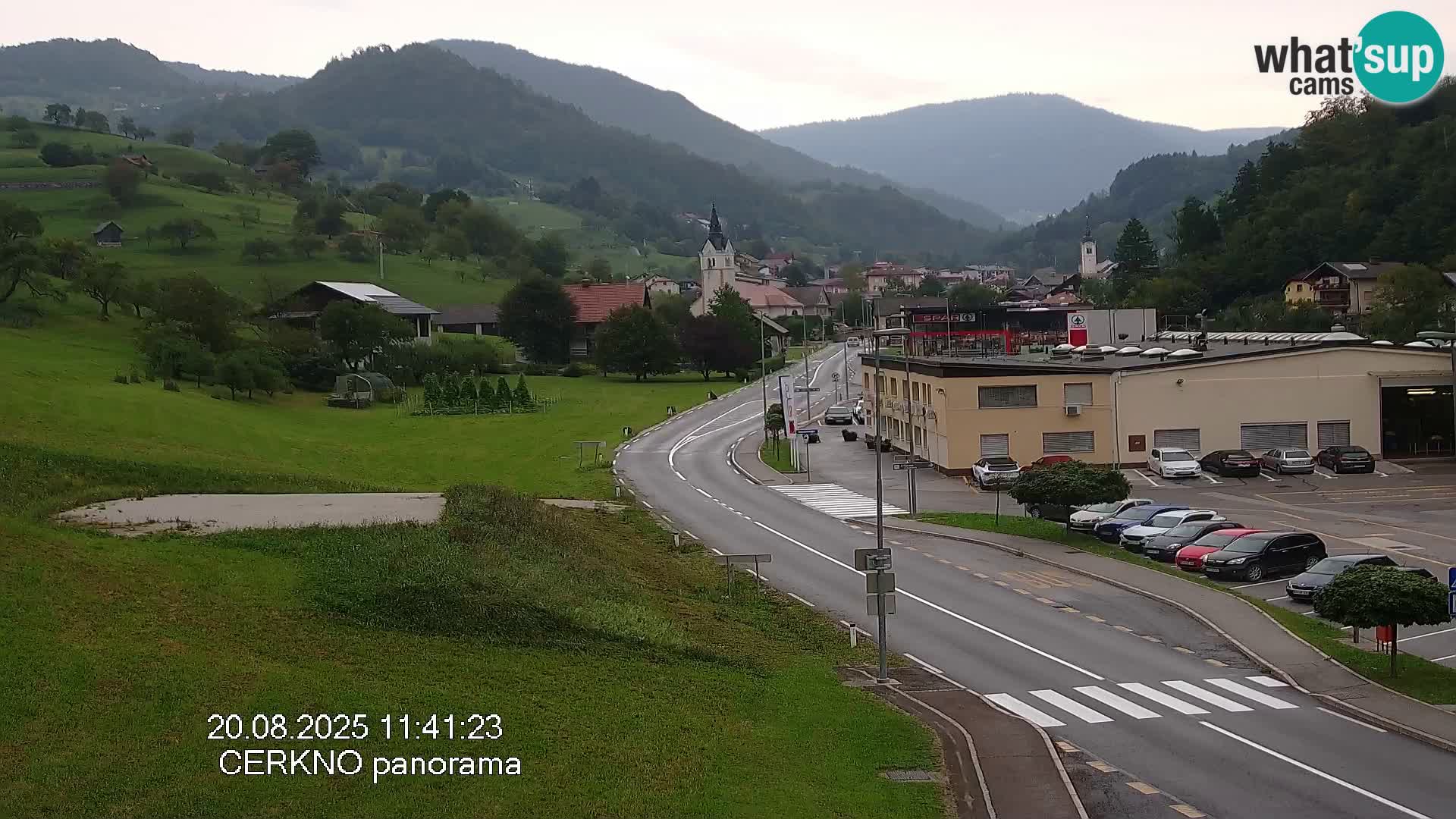 Cerkno entrada a la ciudad Webcam en vivo