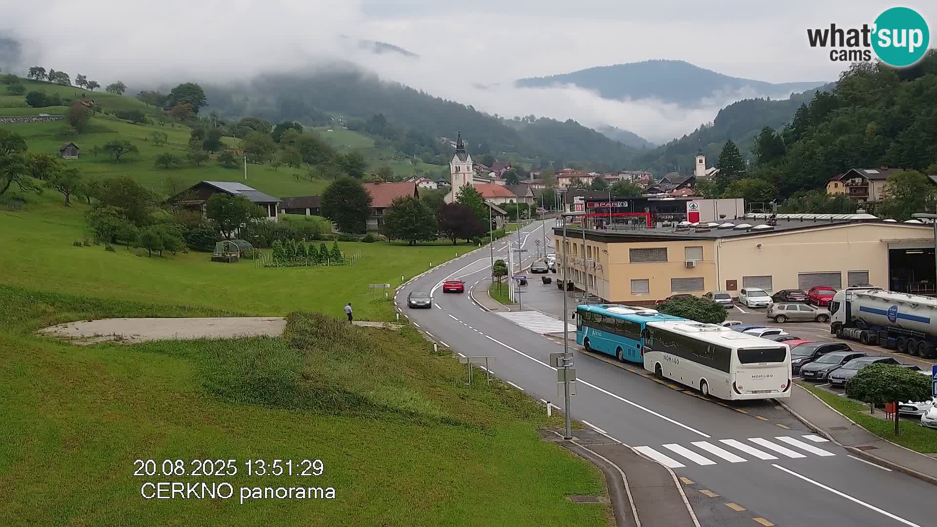 Cerkno entrada a la ciudad Webcam en vivo