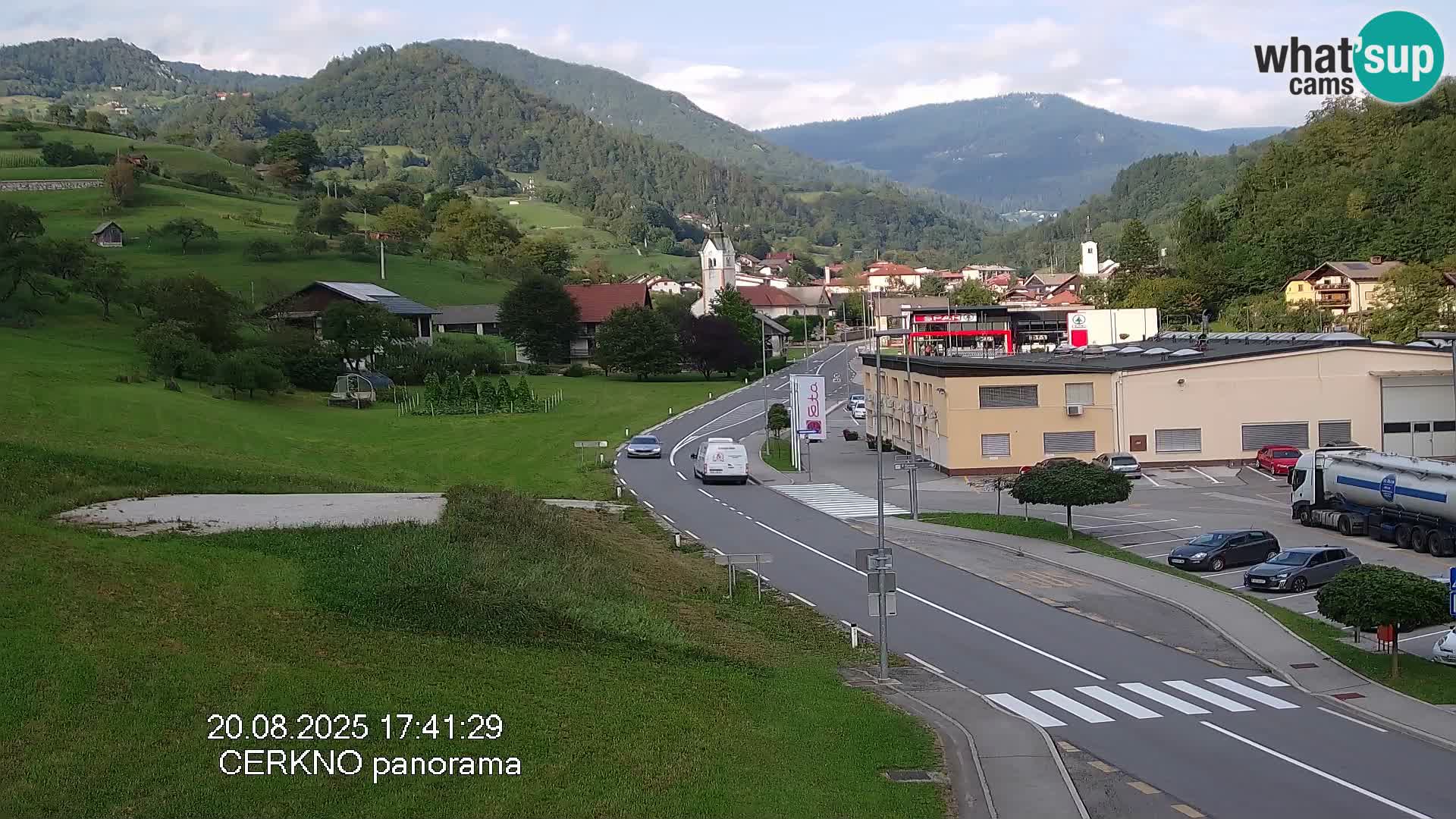 Cerkno entrada a la ciudad Webcam en vivo