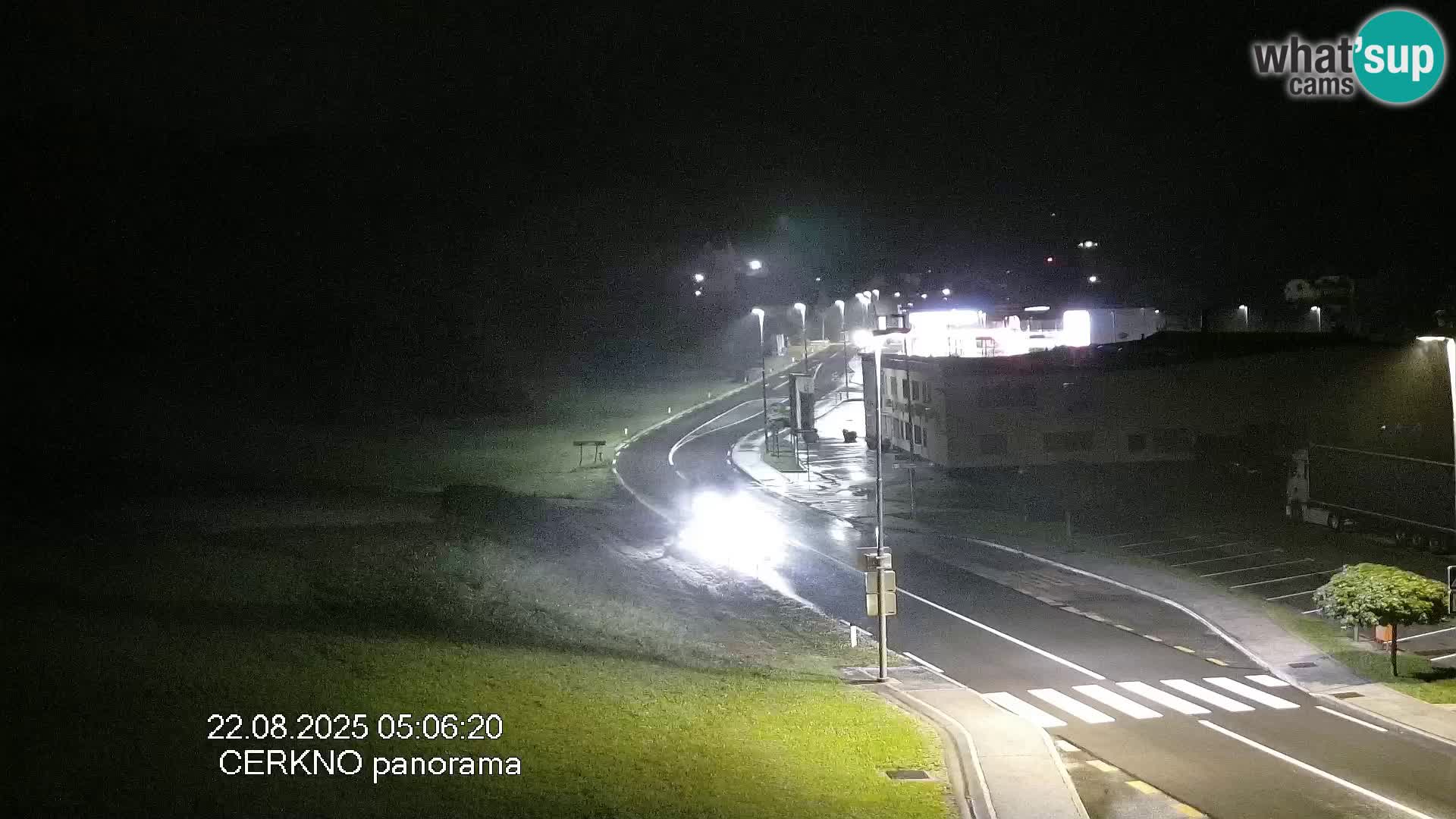 Webcam en direct – Entrée de la ville de Cerkno