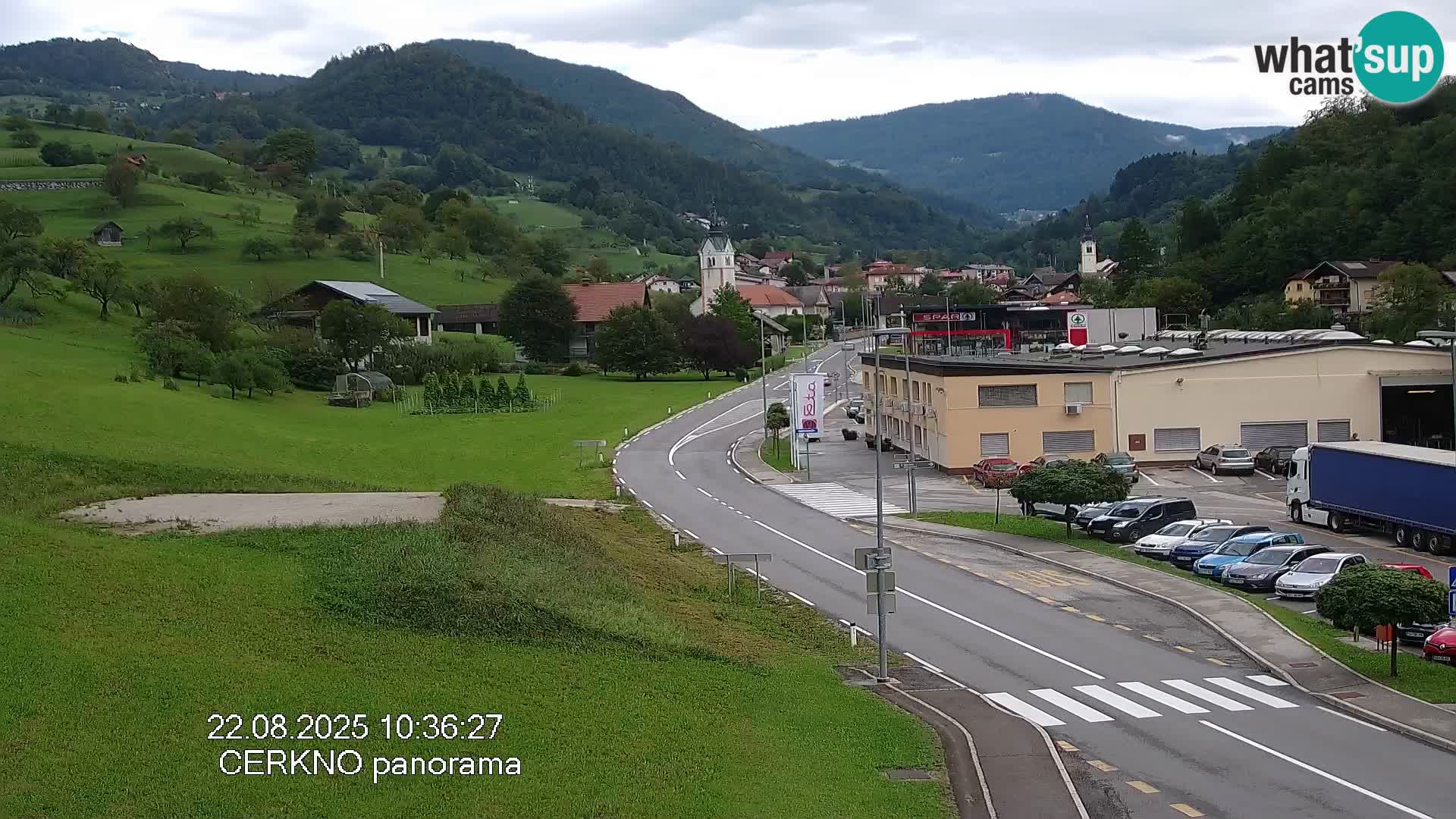 Webcam en direct – Entrée de la ville de Cerkno