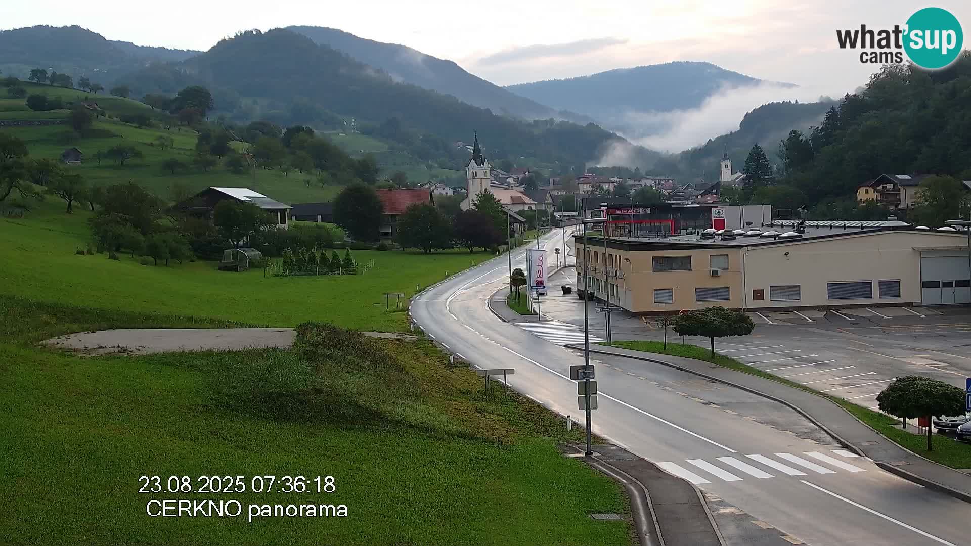 Webcam en direct – Entrée de la ville de Cerkno