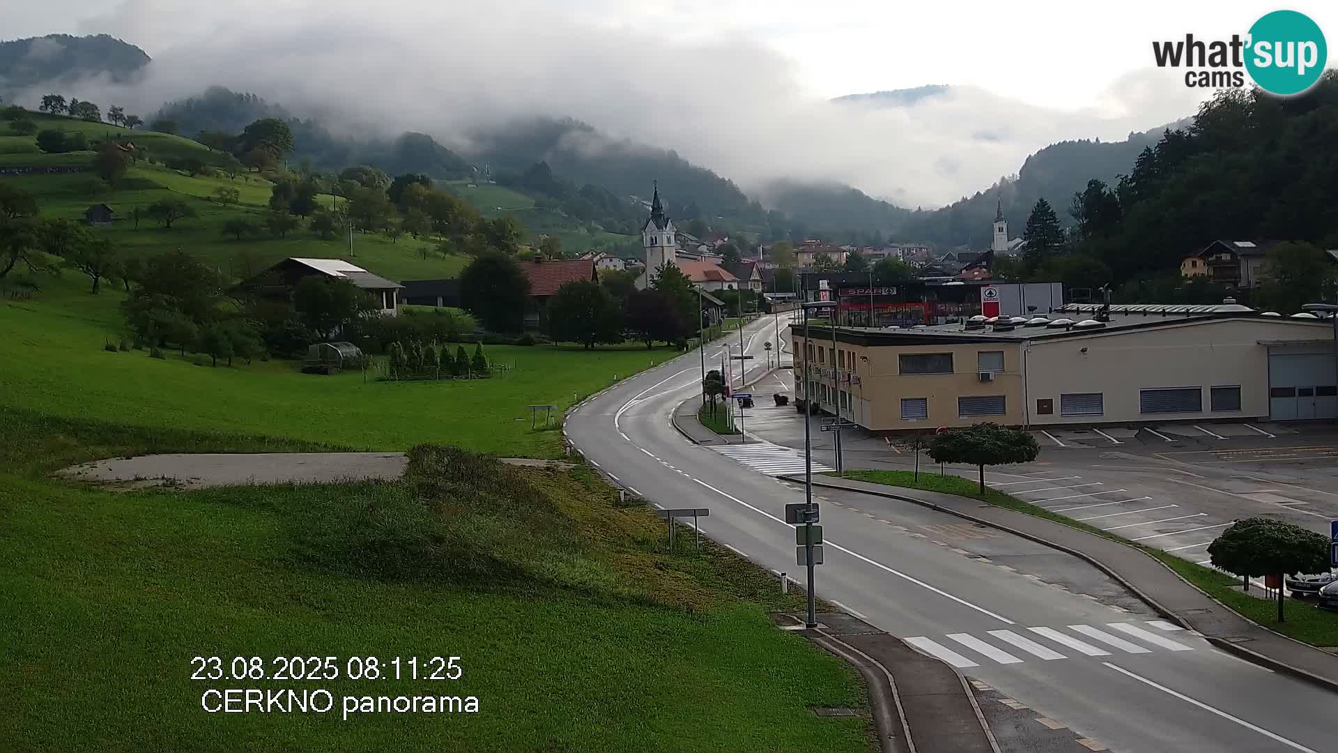 Webcam en direct – Entrée de la ville de Cerkno