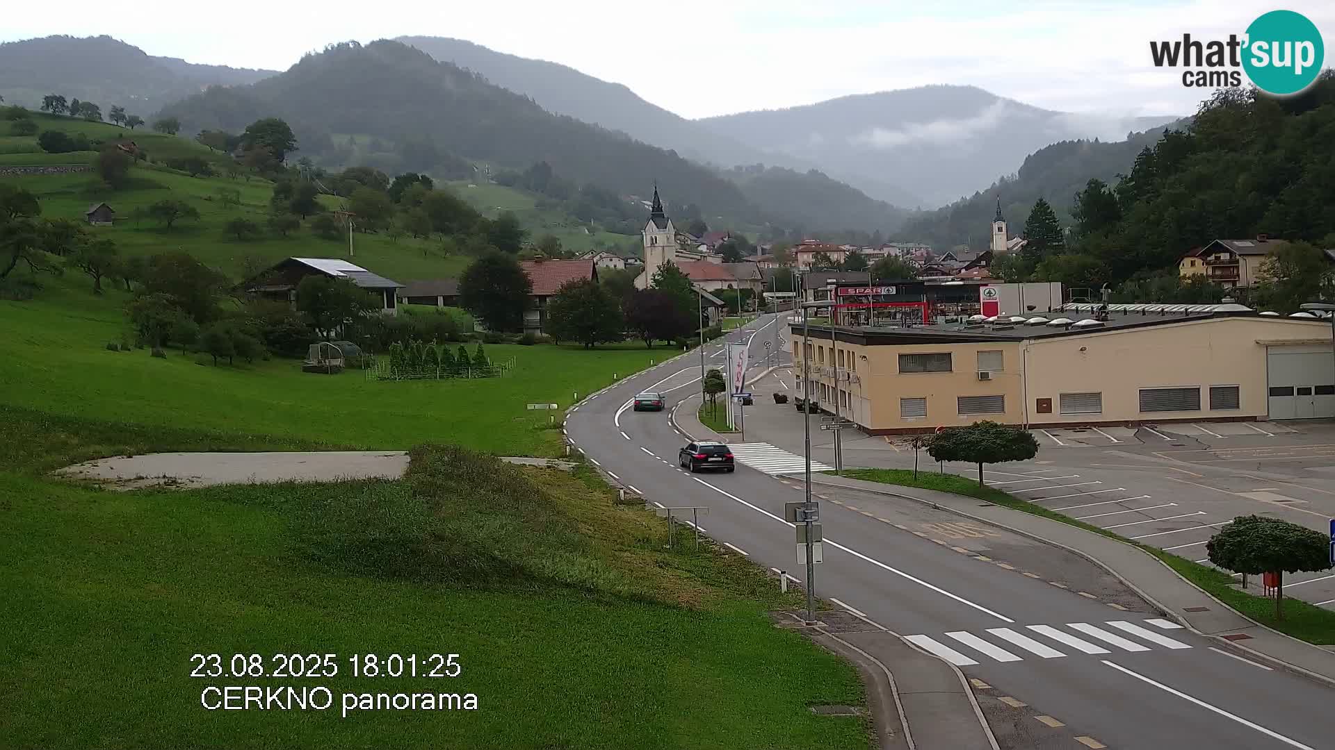 Webcam en direct – Entrée de la ville de Cerkno
