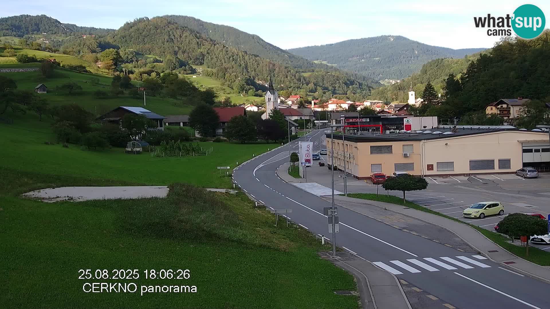 Webcam en direct – Entrée de la ville de Cerkno