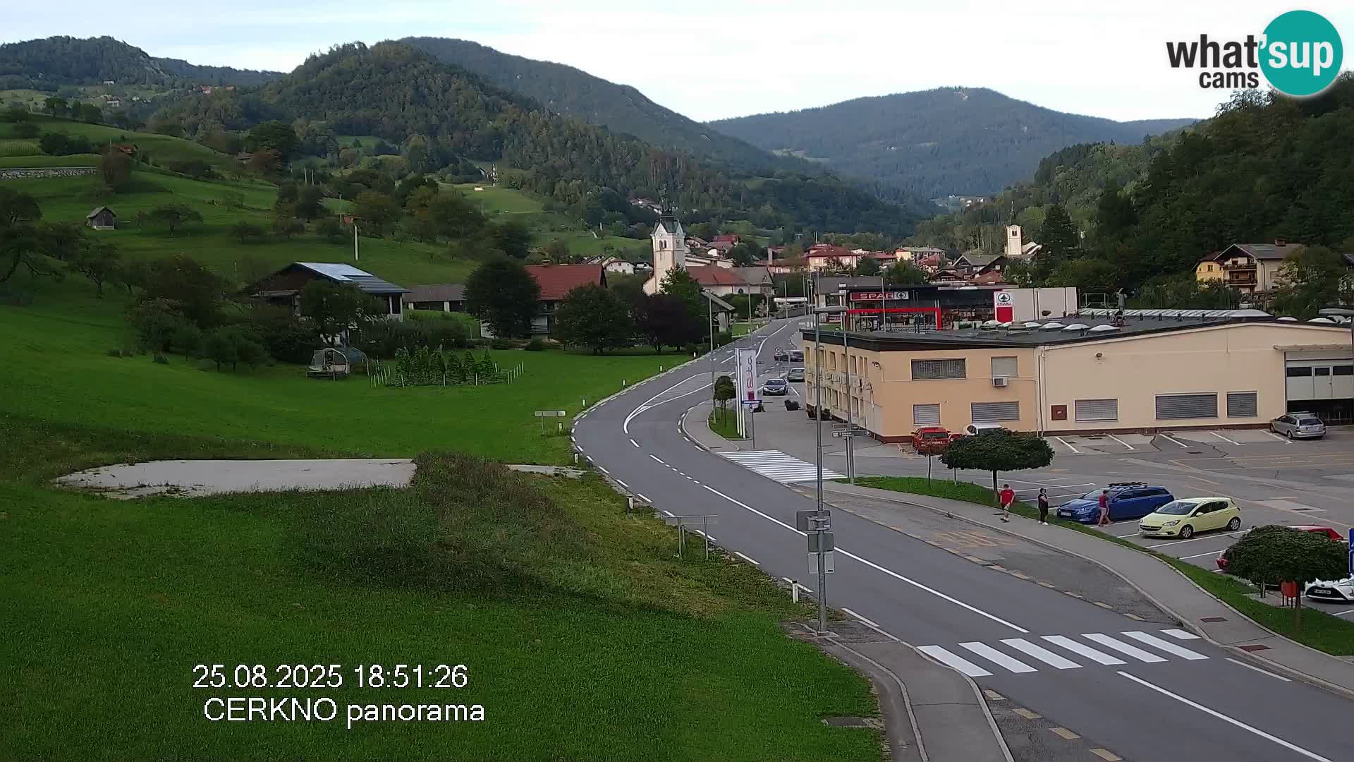 Webcam en direct – Entrée de la ville de Cerkno