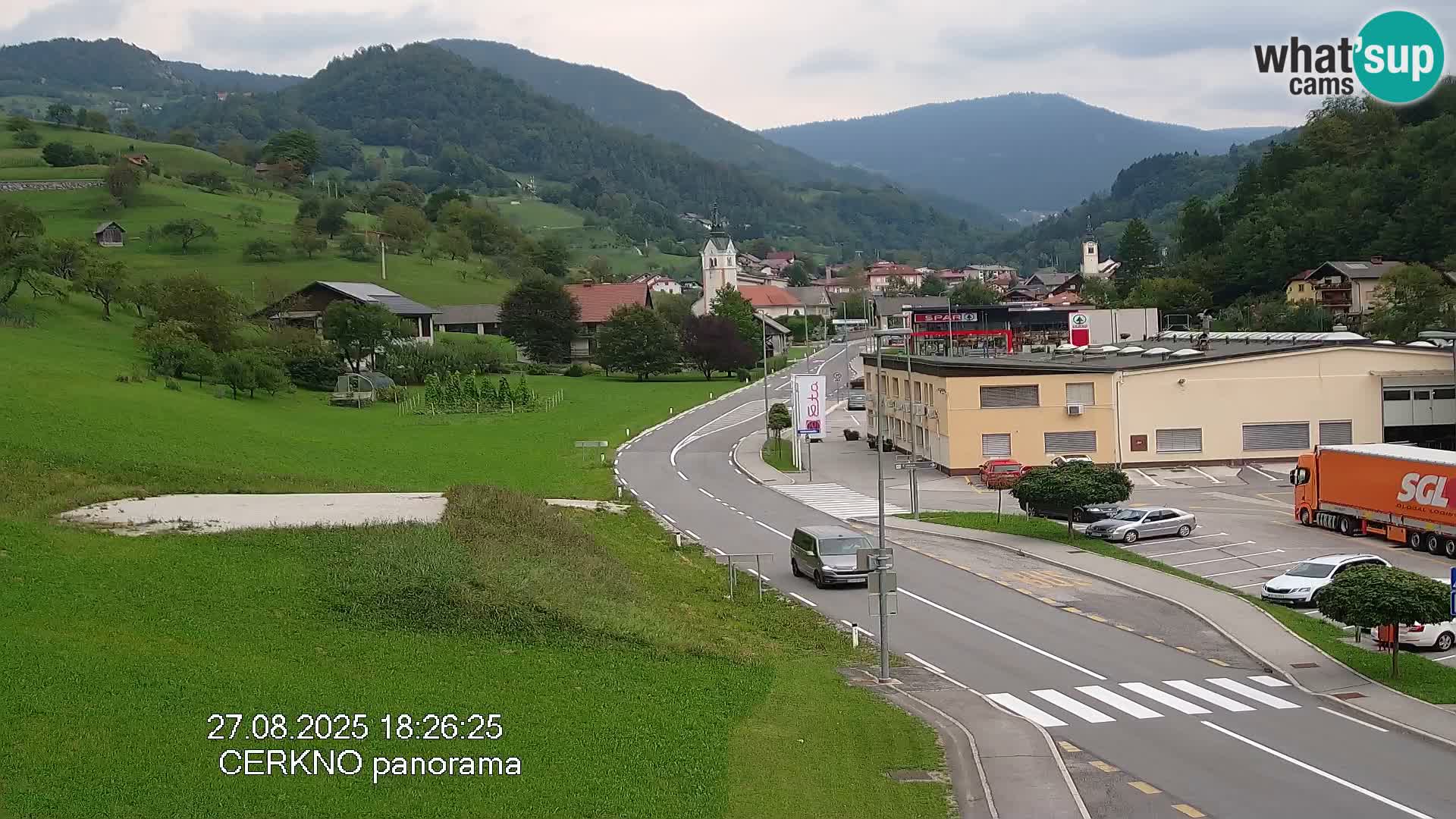 Webcam en direct – Entrée de la ville de Cerkno