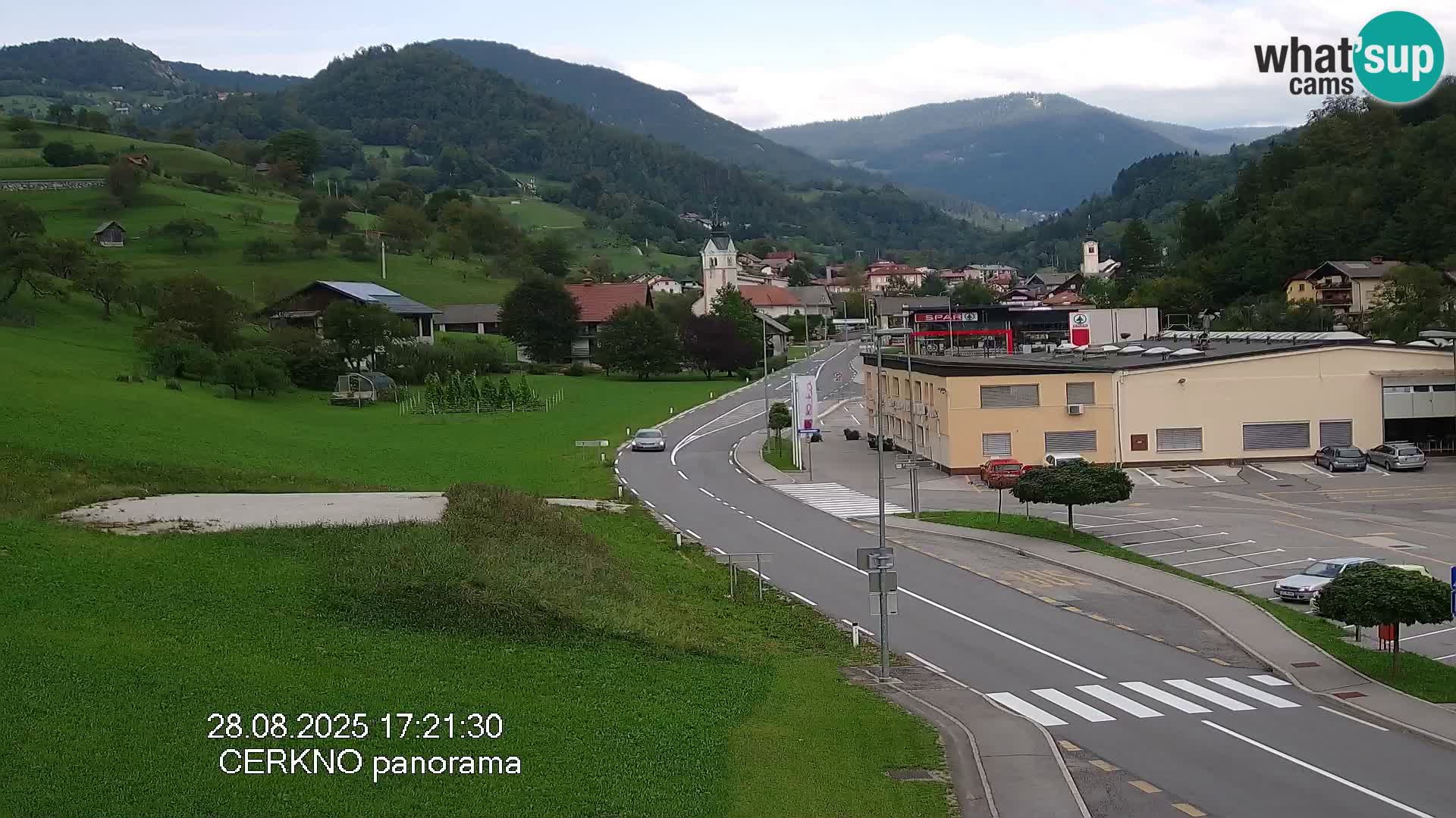 Webcam en direct – Entrée de la ville de Cerkno