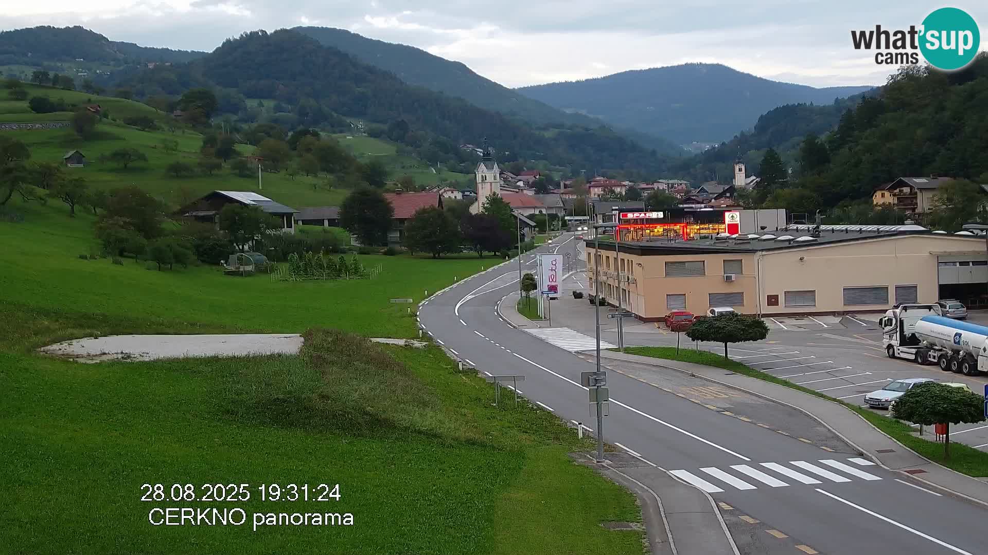 Cerkno entrada a la ciudad Webcam en vivo