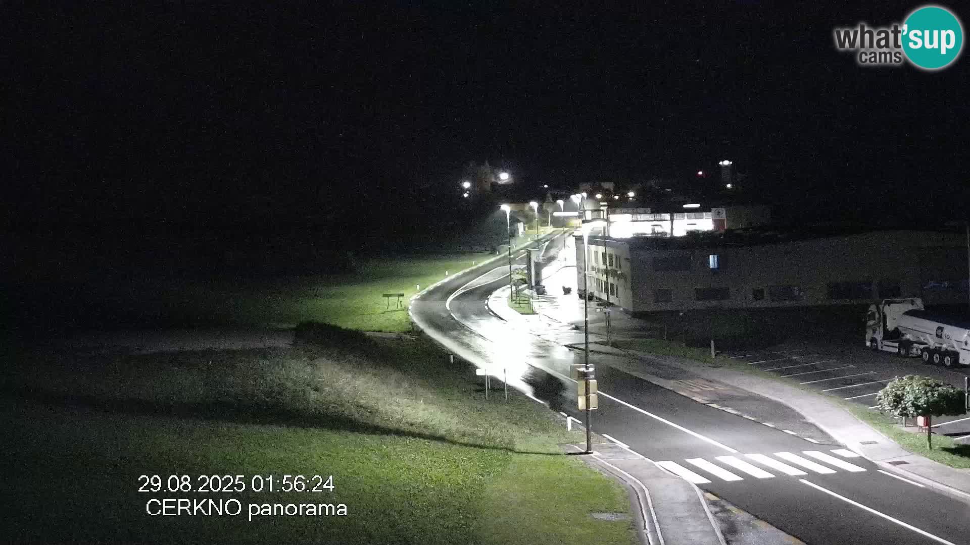 Webcam en direct – Entrée de la ville de Cerkno