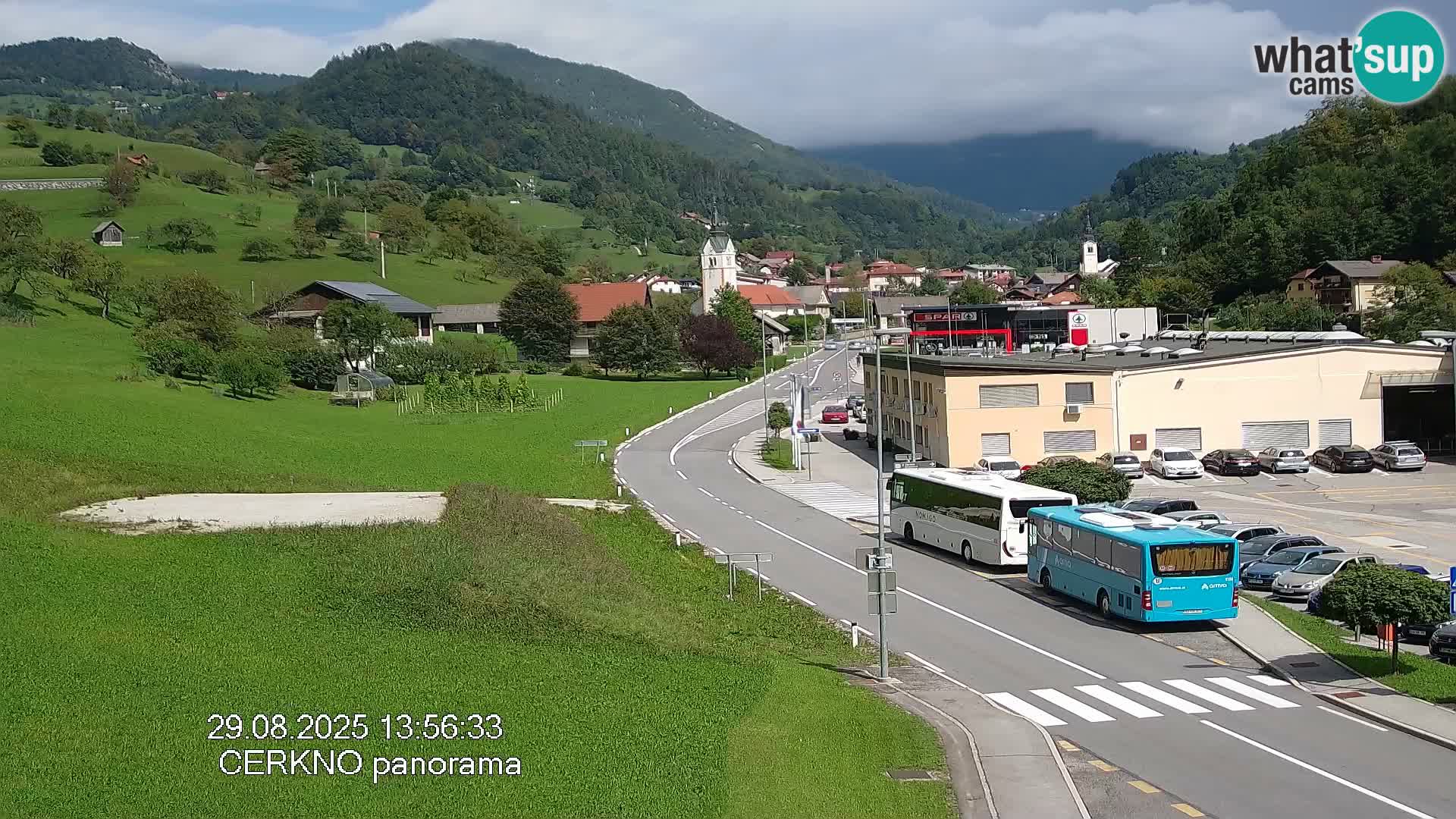 Webcam en direct – Entrée de la ville de Cerkno