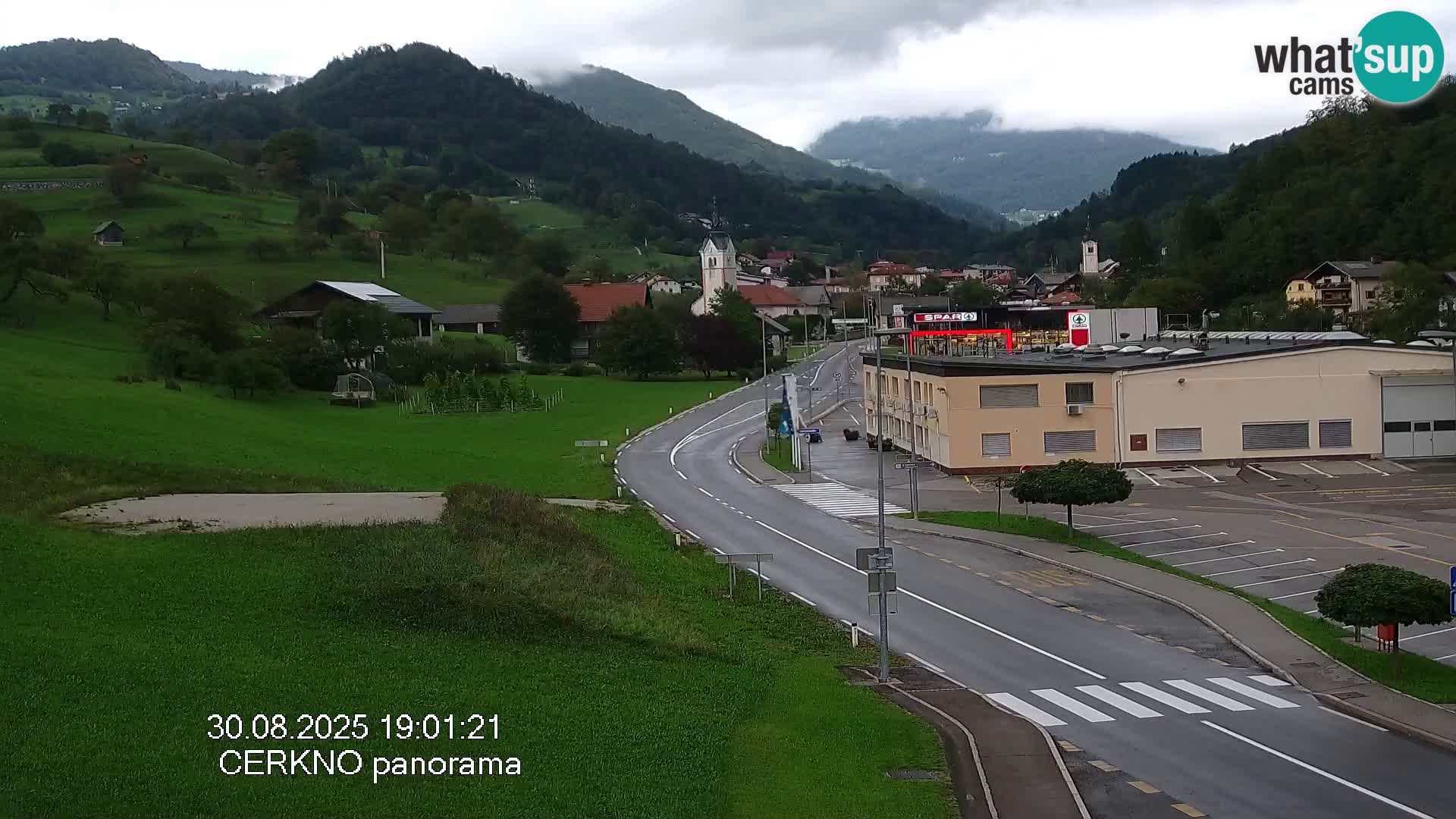 Webcam en direct – Entrée de la ville de Cerkno