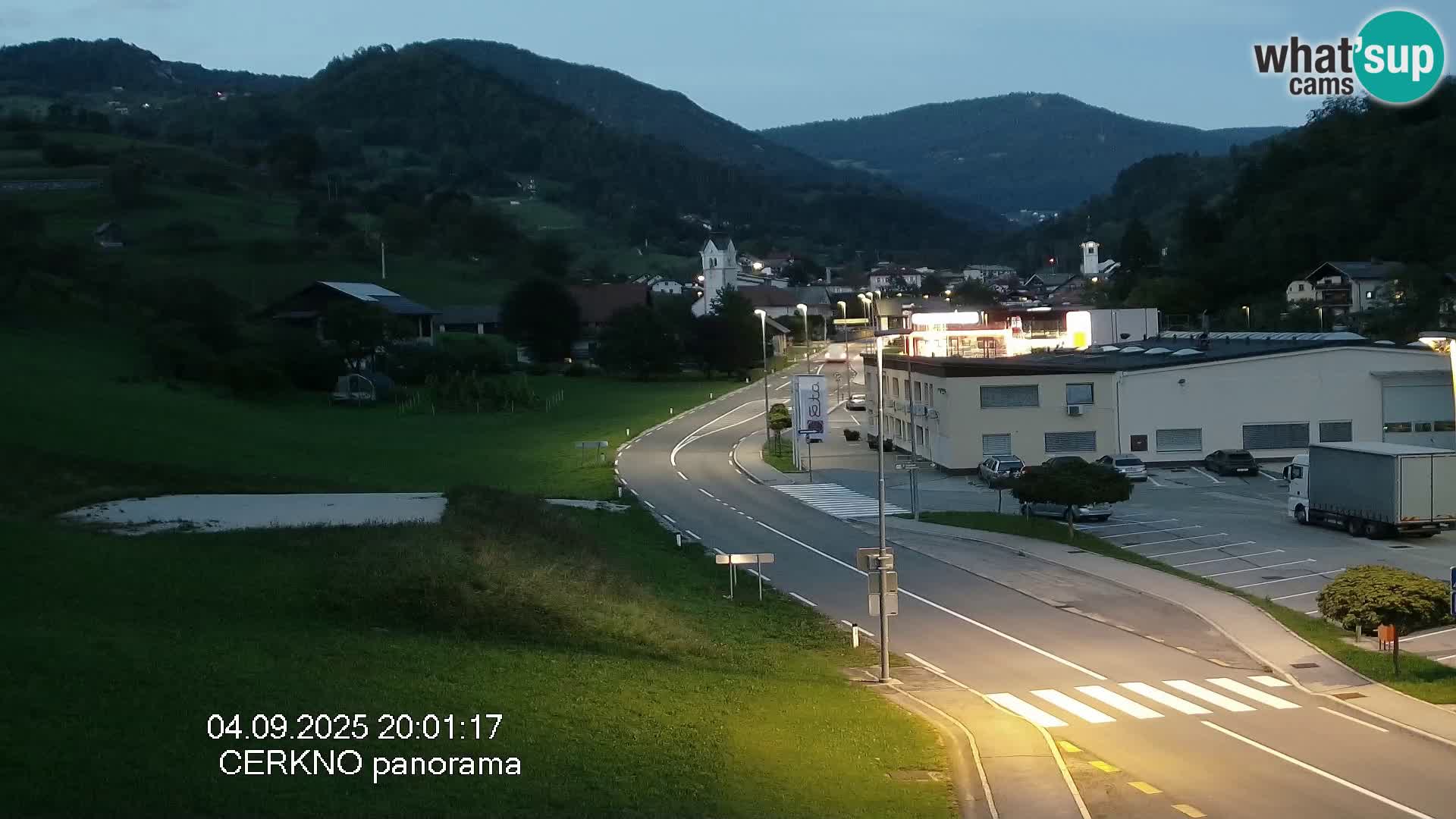 Webcam en direct – Entrée de la ville de Cerkno