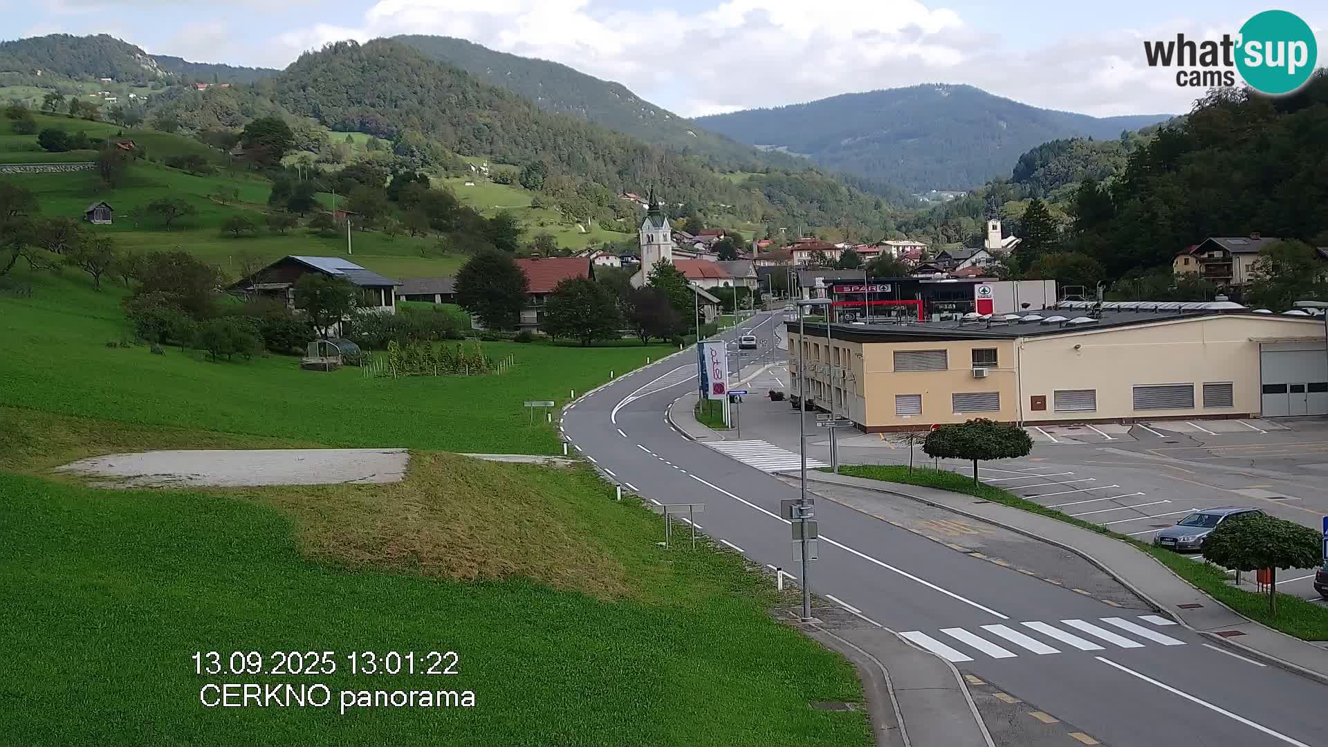 Webcam en direct – Entrée de la ville de Cerkno