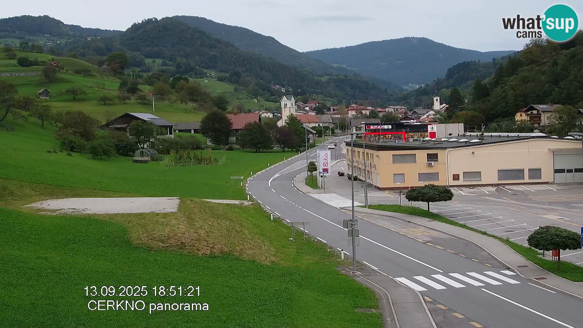 Webcam en direct – Entrée de la ville de Cerkno