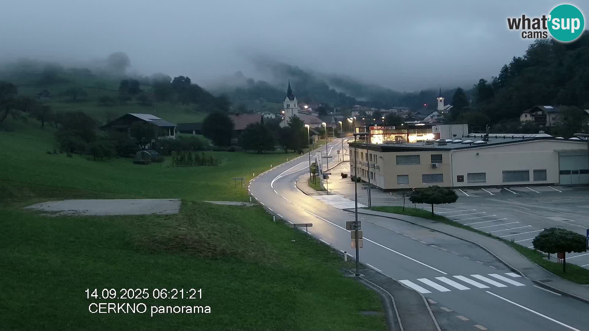 Webcam en direct – Entrée de la ville de Cerkno