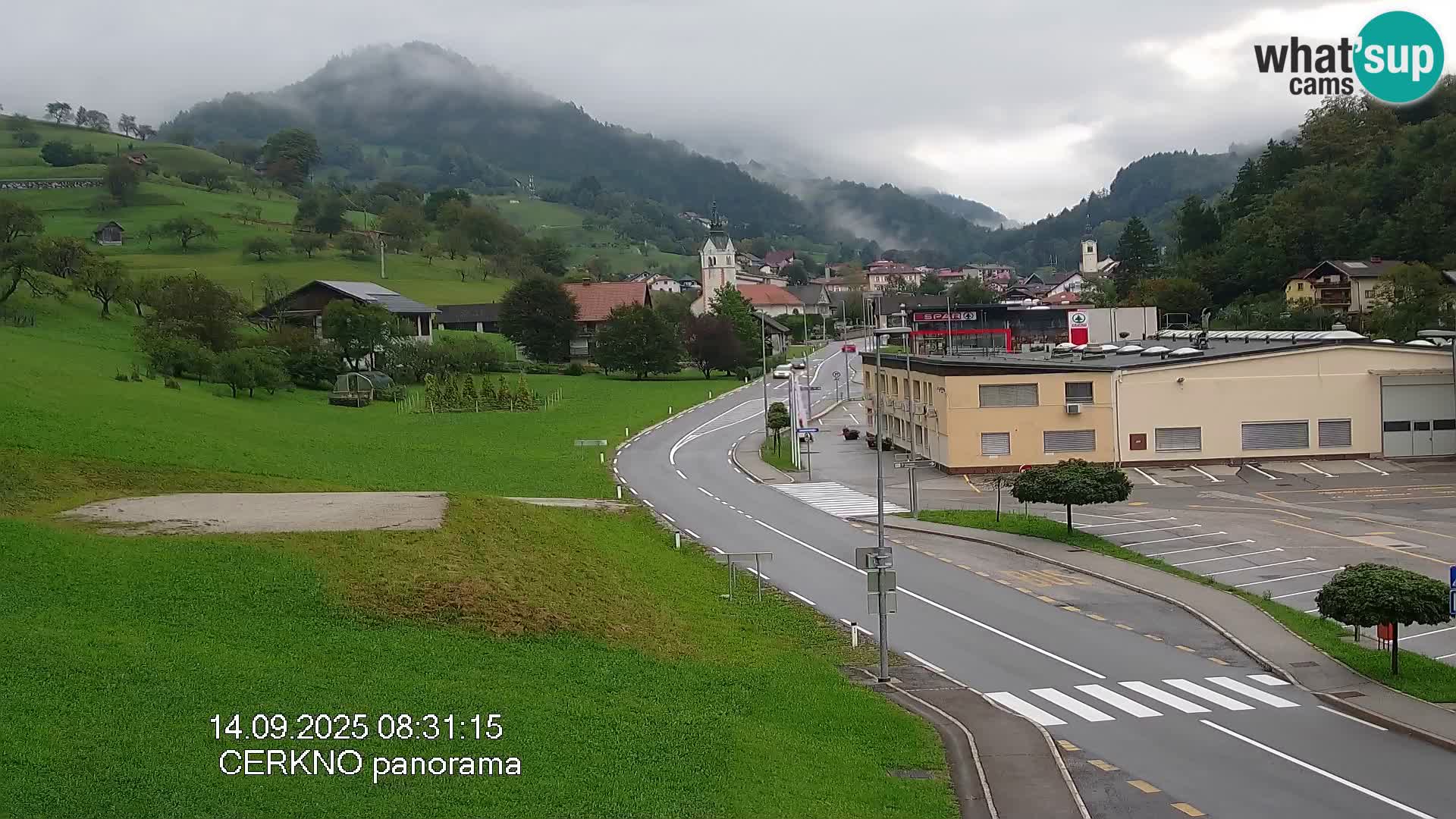 Cerkno entrada a la ciudad Webcam en vivo