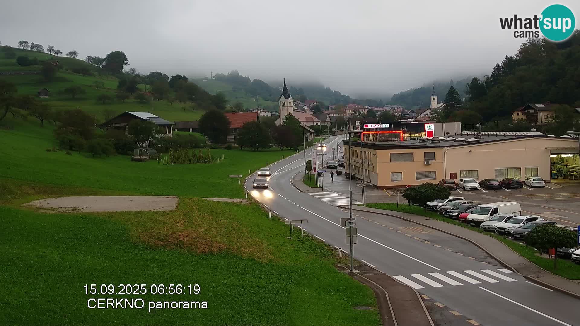 Webcam en direct – Entrée de la ville de Cerkno