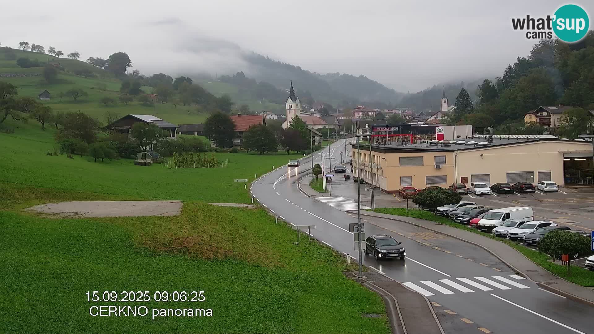 Webcam en direct – Entrée de la ville de Cerkno