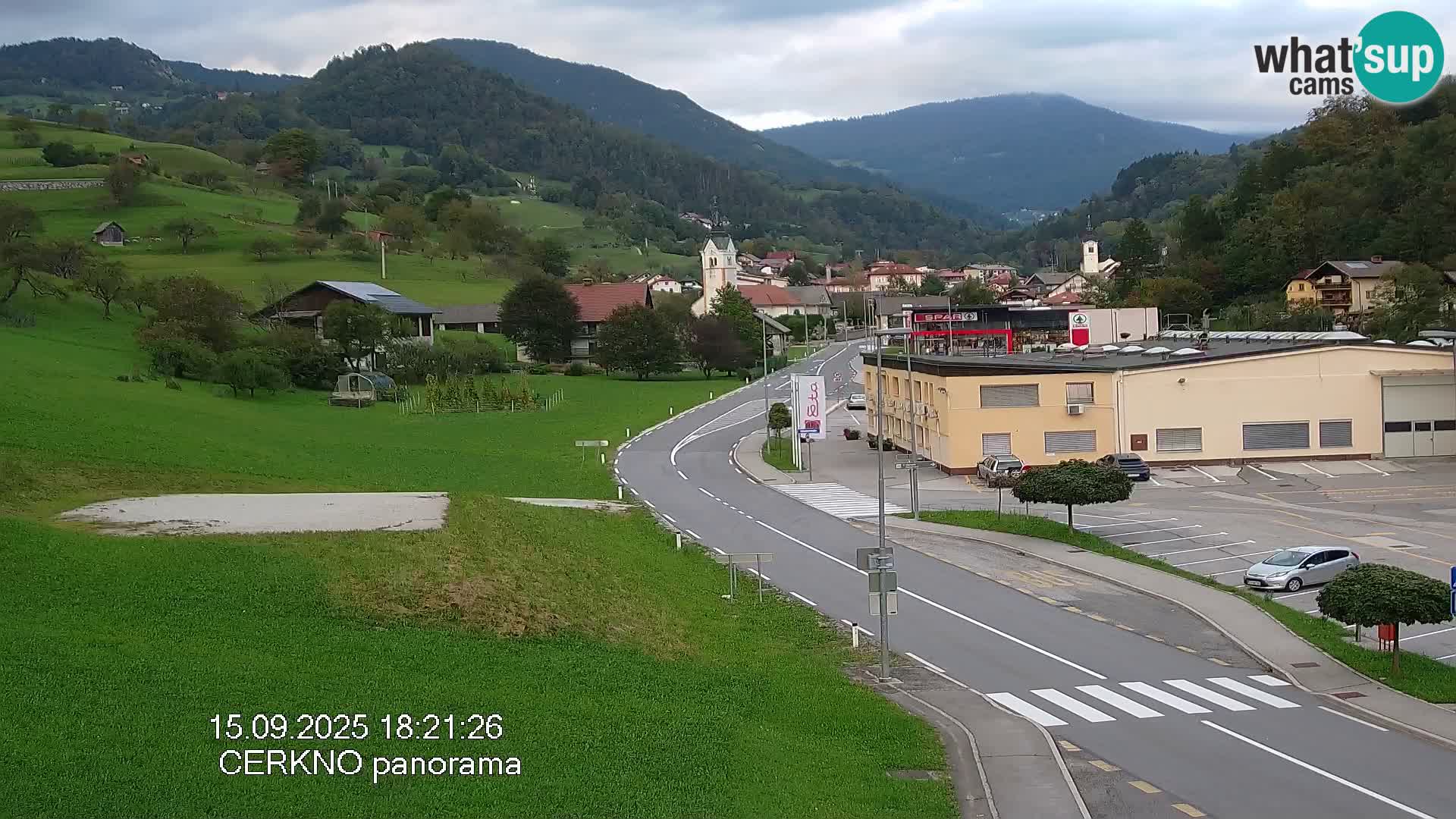 Webcam en direct – Entrée de la ville de Cerkno