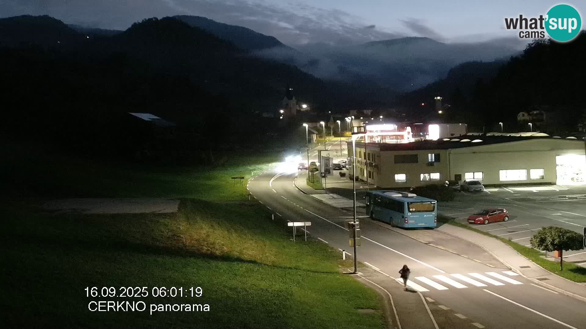 Webcam en direct – Entrée de la ville de Cerkno