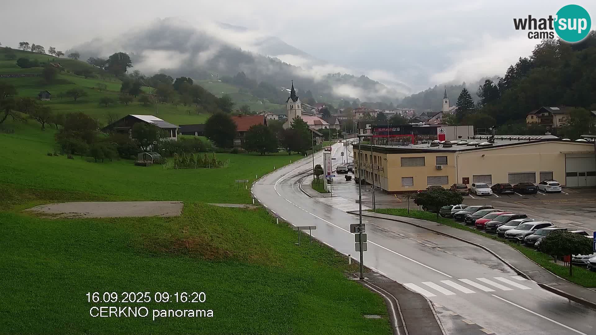 Webcam en direct – Entrée de la ville de Cerkno