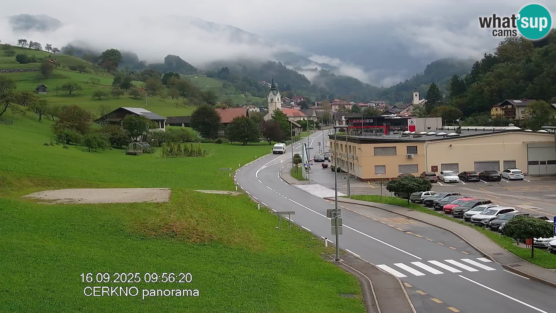 Webcam en direct – Entrée de la ville de Cerkno