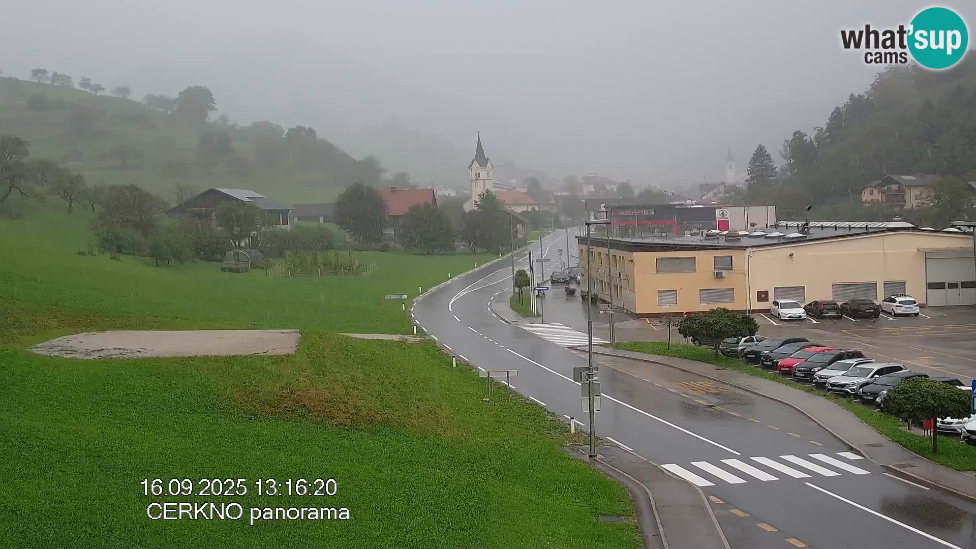 Webcam en direct – Entrée de la ville de Cerkno