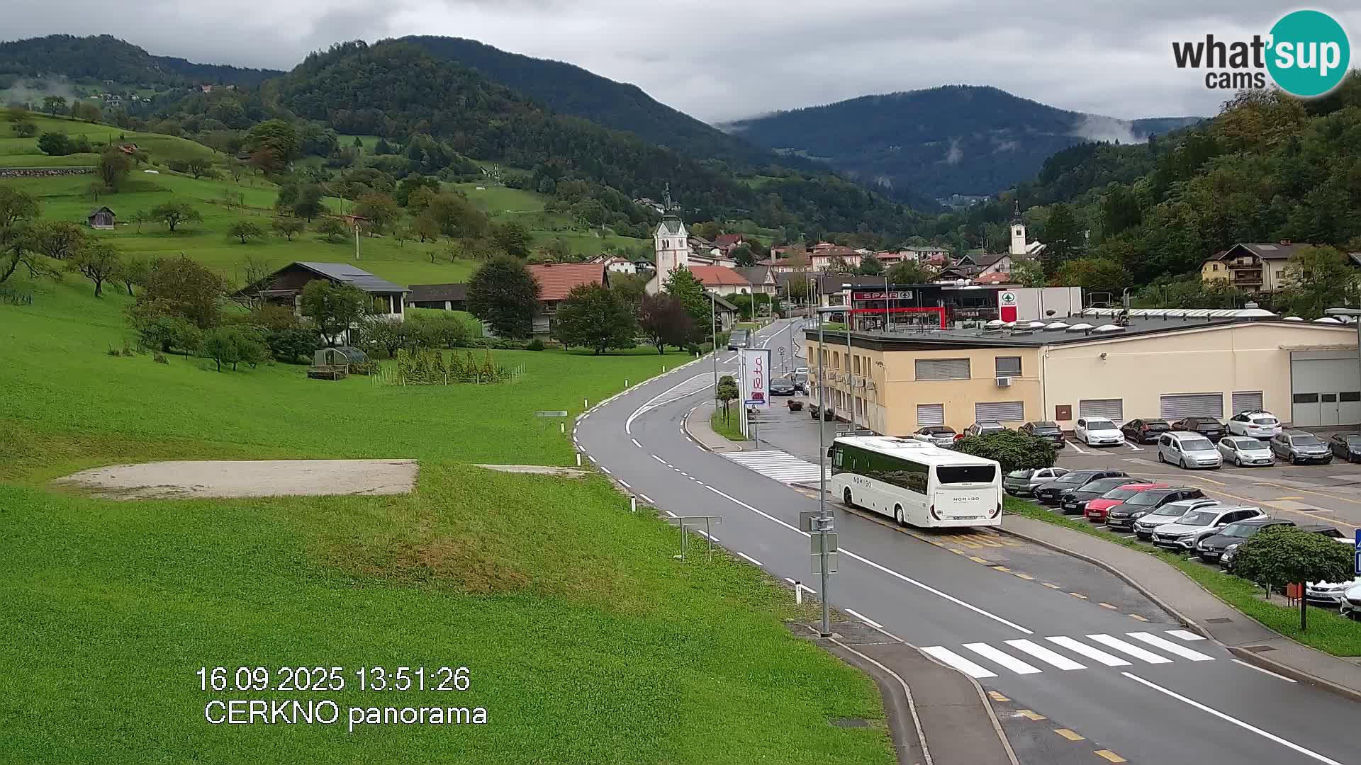 Webcam en direct – Entrée de la ville de Cerkno