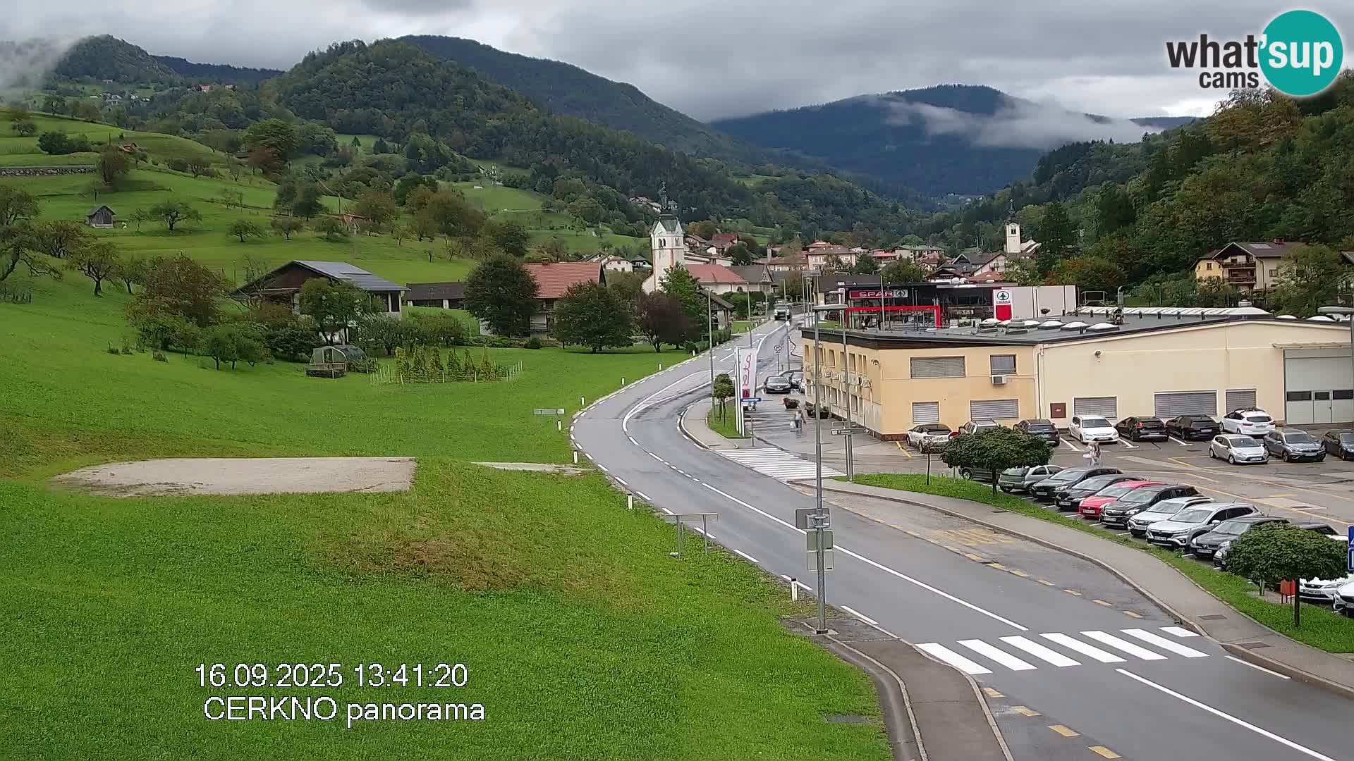 Cerkno entrada a la ciudad Webcam en vivo