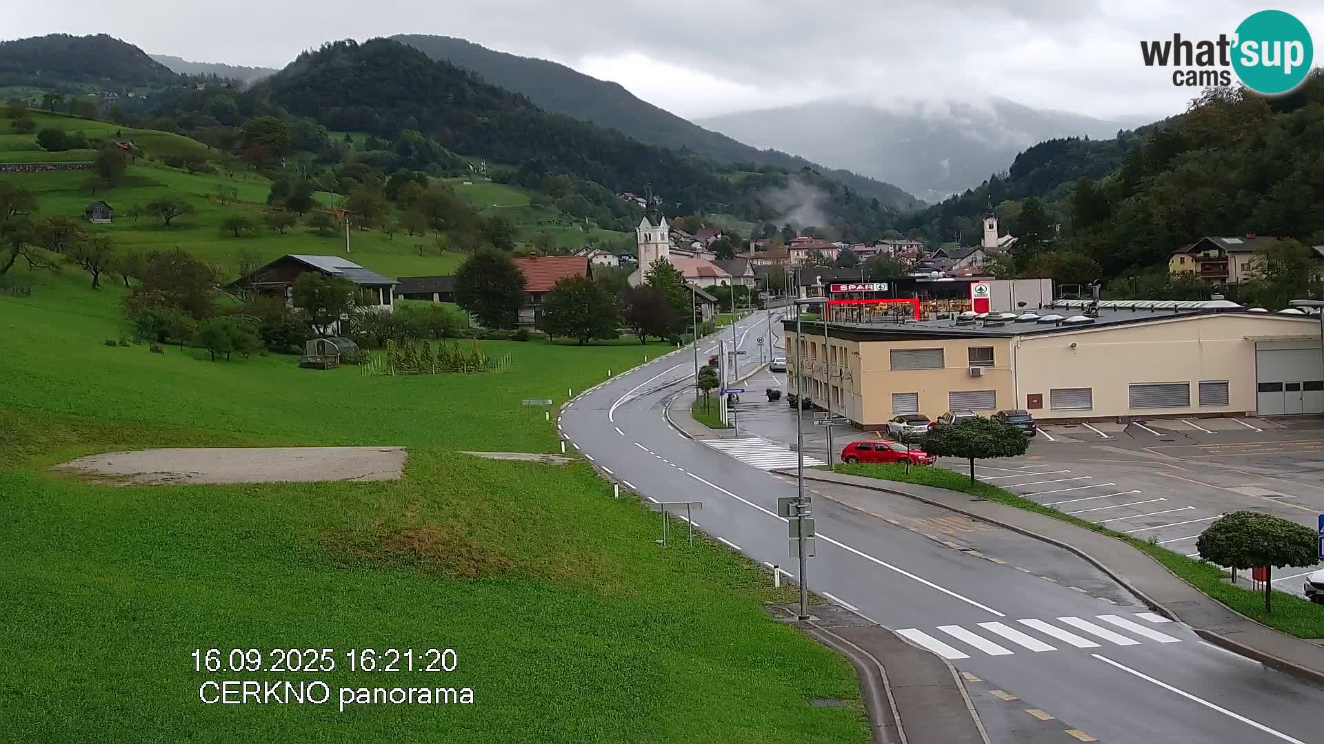 Webcam en direct – Entrée de la ville de Cerkno