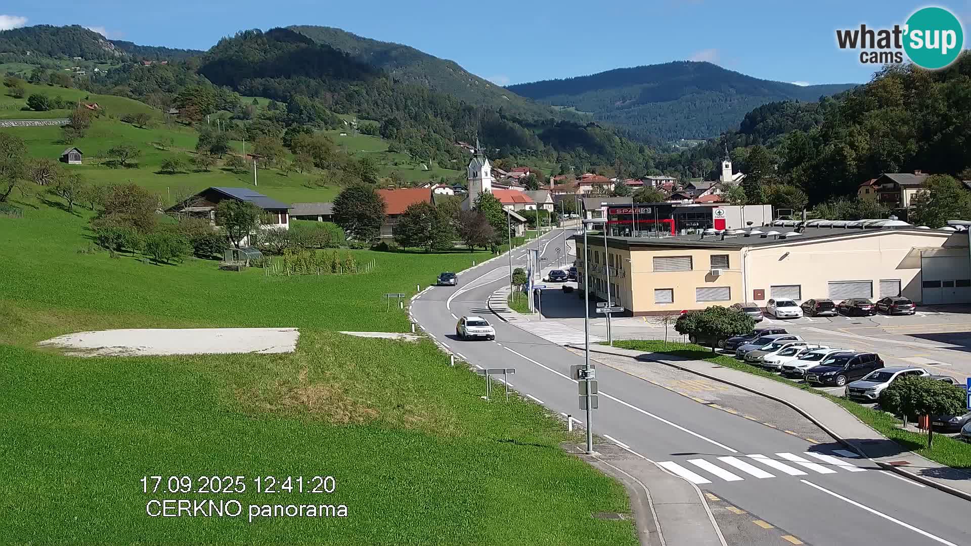 Cerkno entrada a la ciudad Webcam en vivo