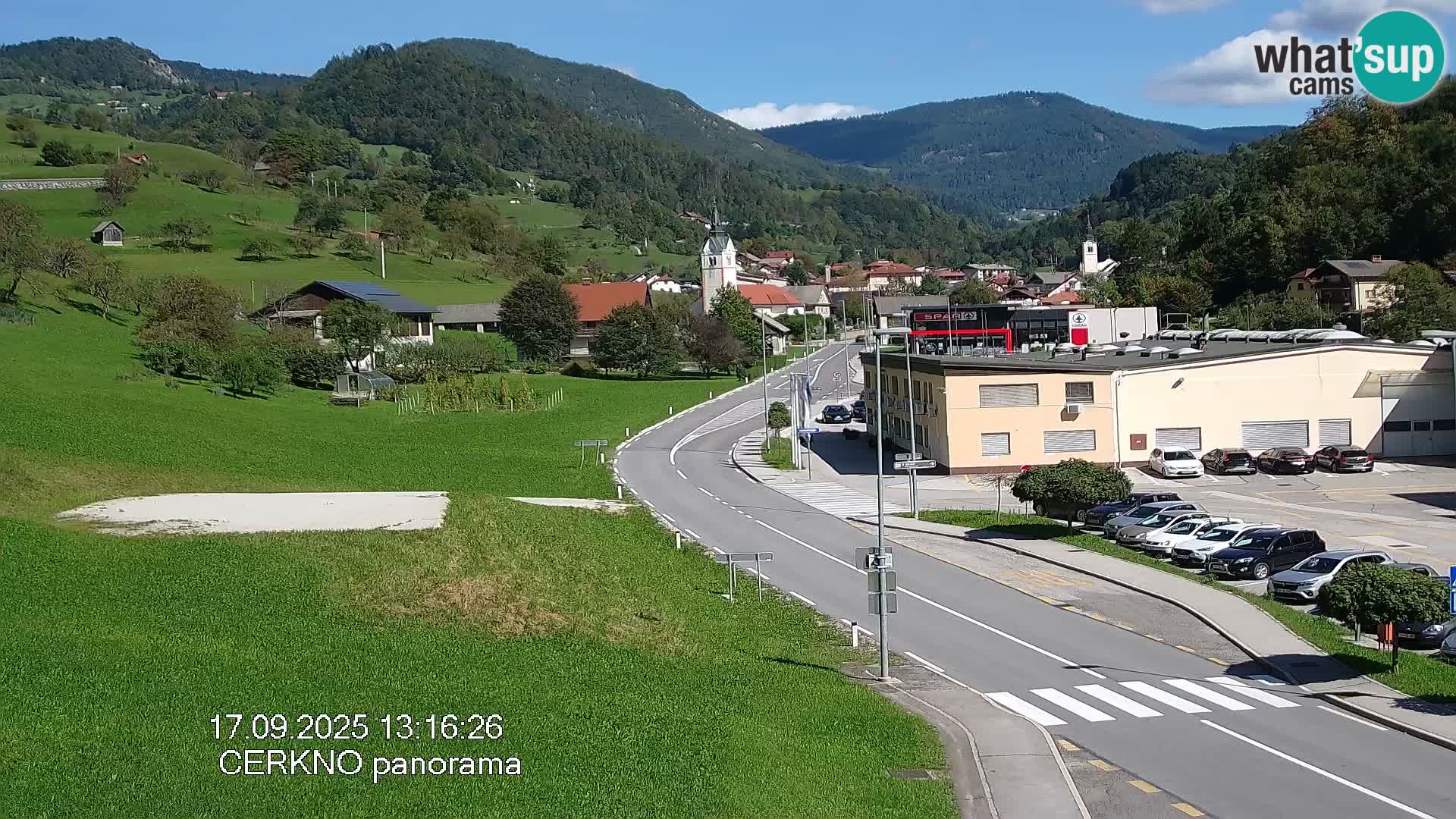 Webcam en direct – Entrée de la ville de Cerkno