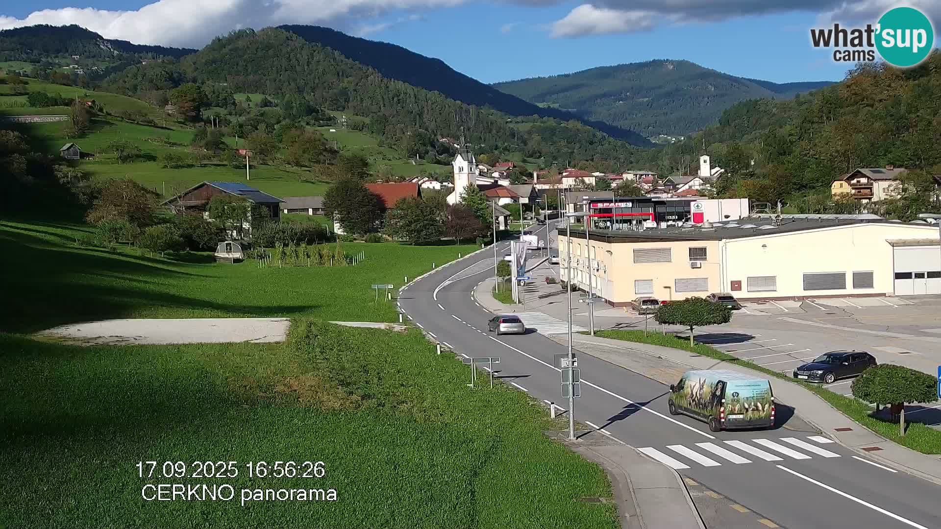 Cerkno entrada a la ciudad Webcam en vivo