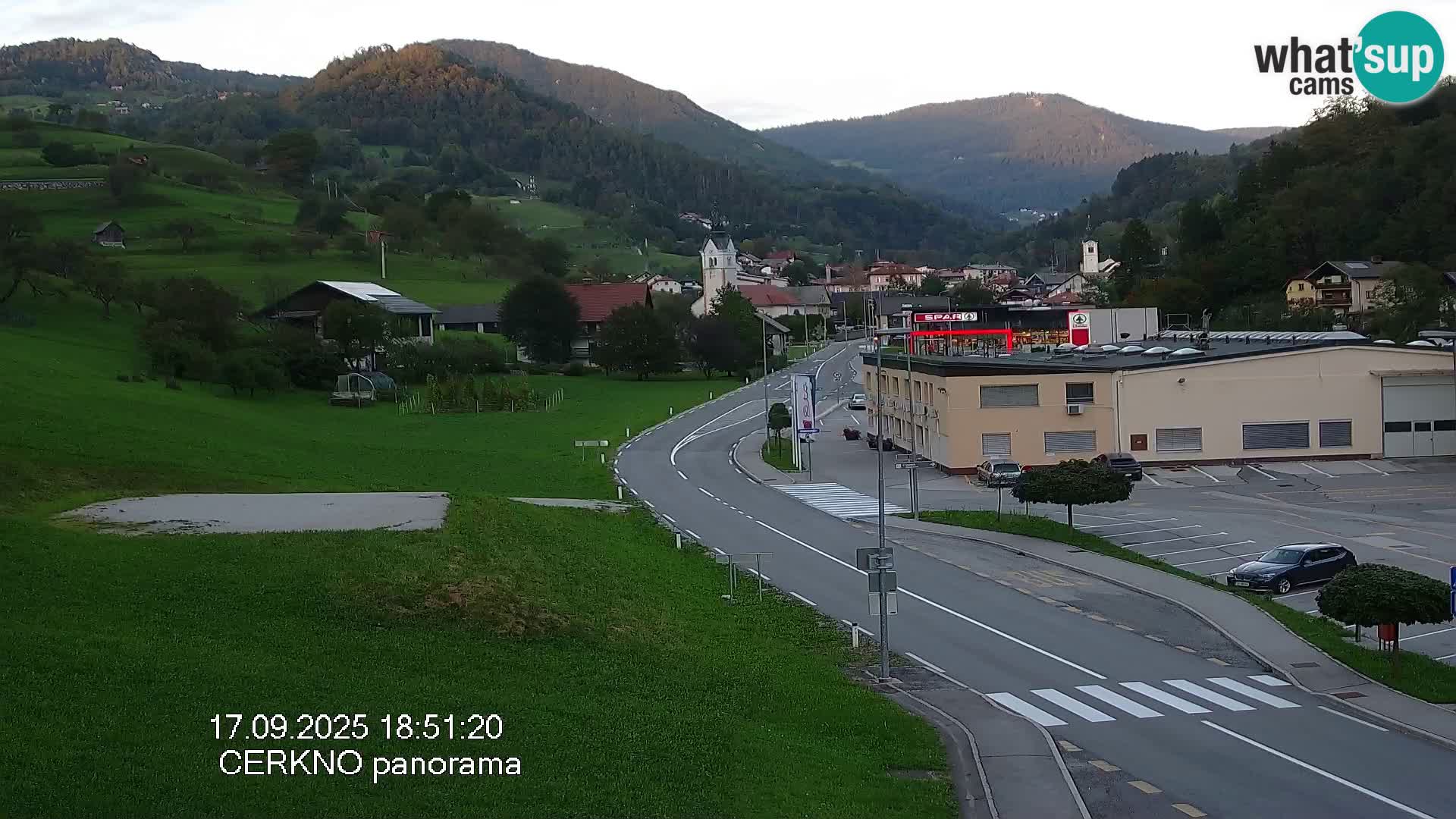 Cerkno entrada a la ciudad Webcam en vivo