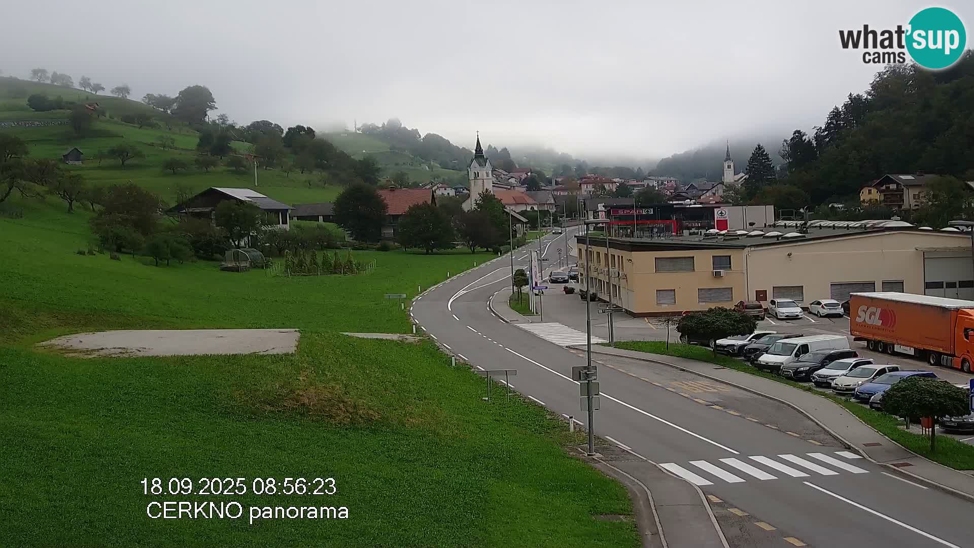 Webcam en direct – Entrée de la ville de Cerkno