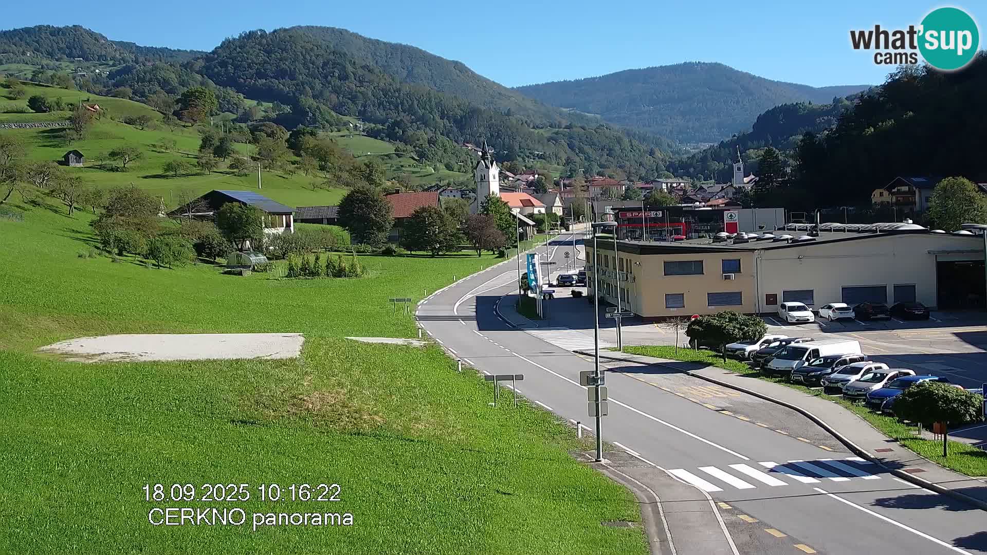 Webcam en direct – Entrée de la ville de Cerkno