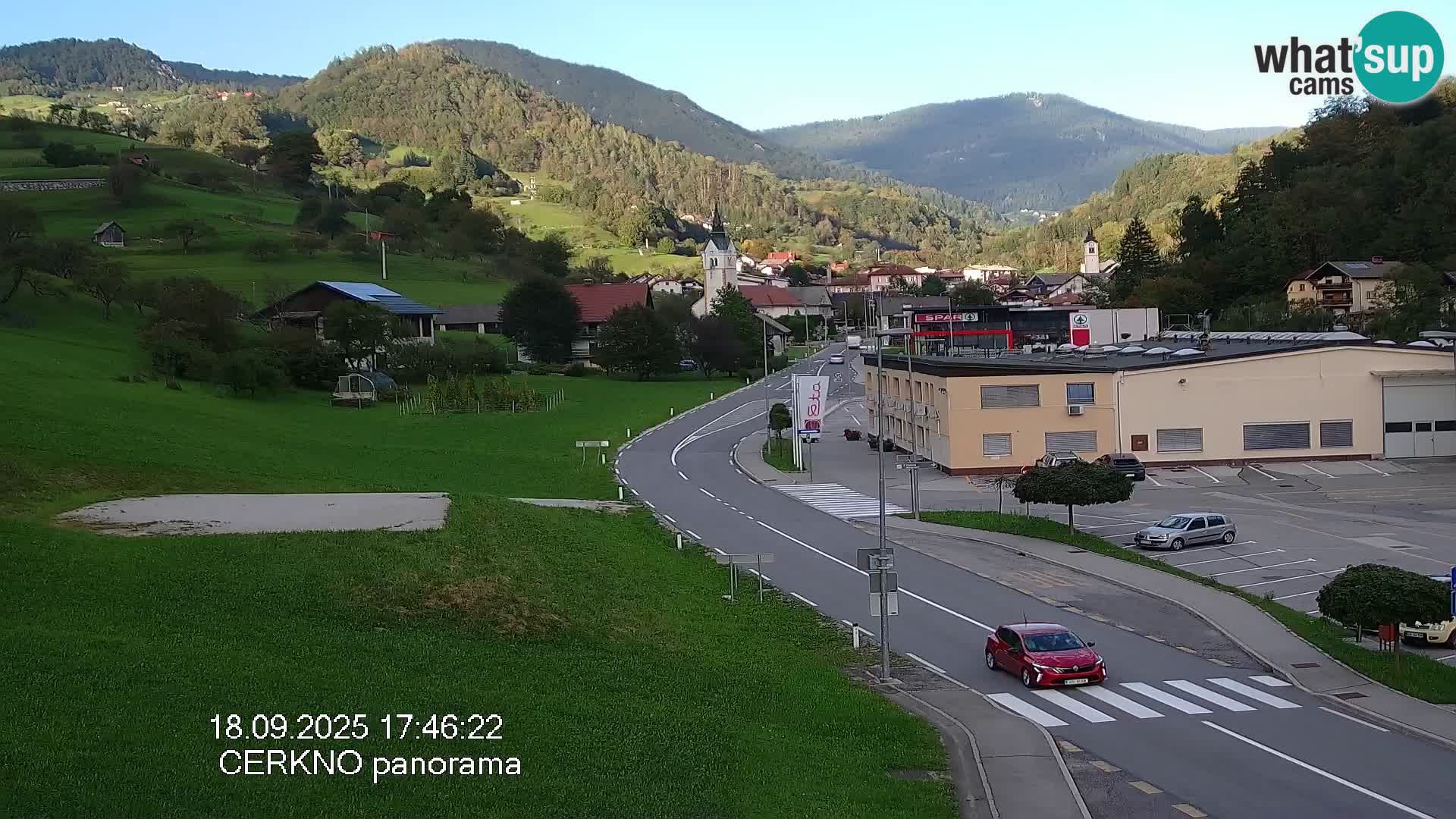 Webcam en direct – Entrée de la ville de Cerkno