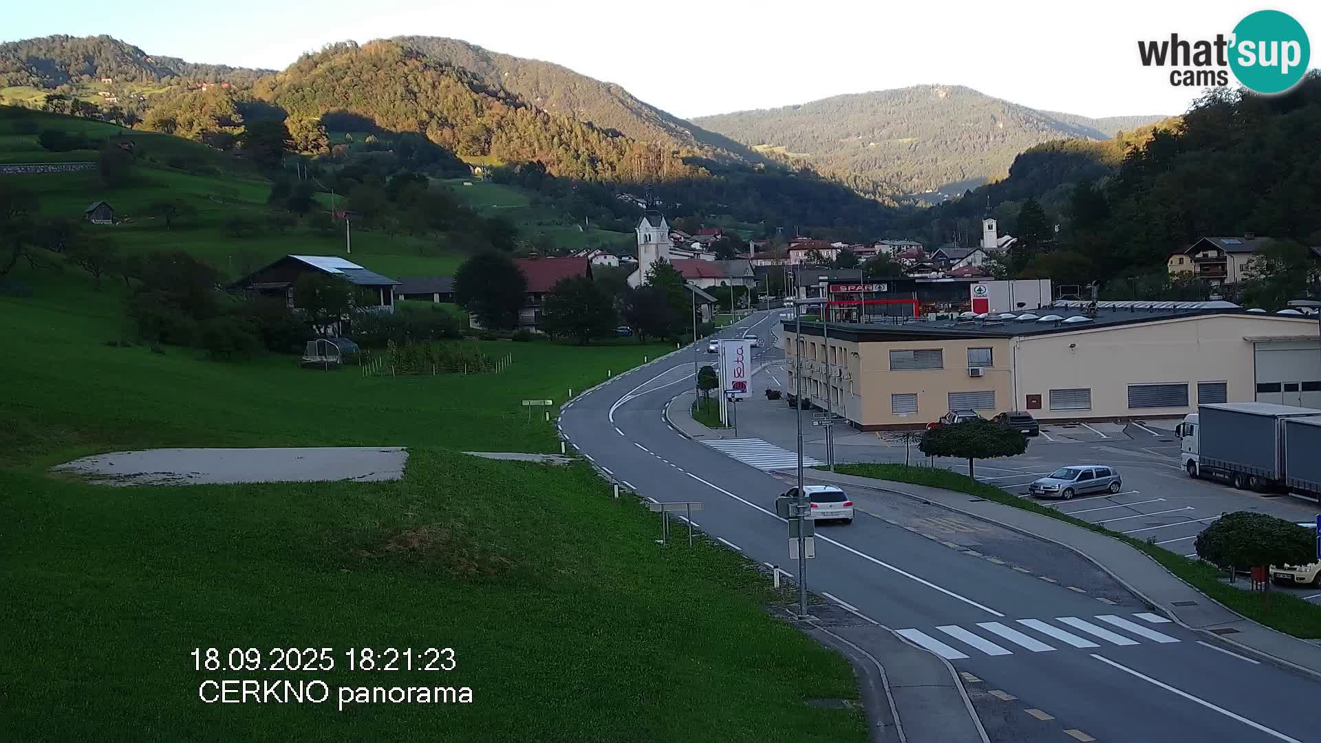 Cerkno entrada a la ciudad Webcam en vivo