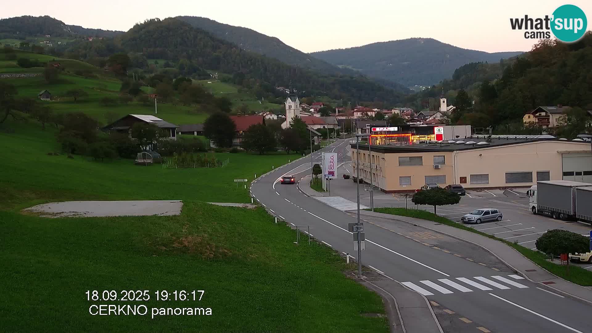 Cerkno entrada a la ciudad Webcam en vivo