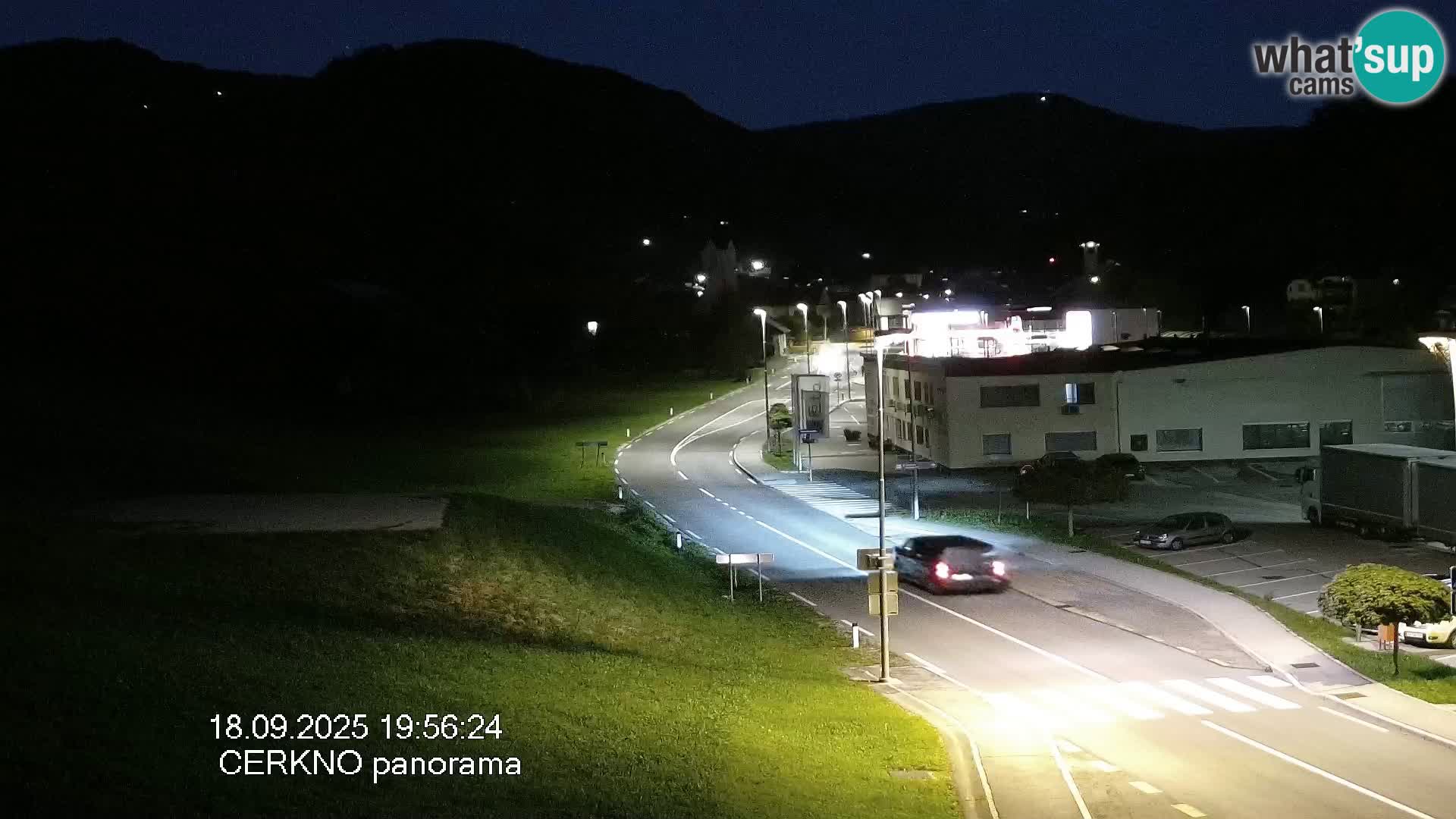 Webcam en direct – Entrée de la ville de Cerkno