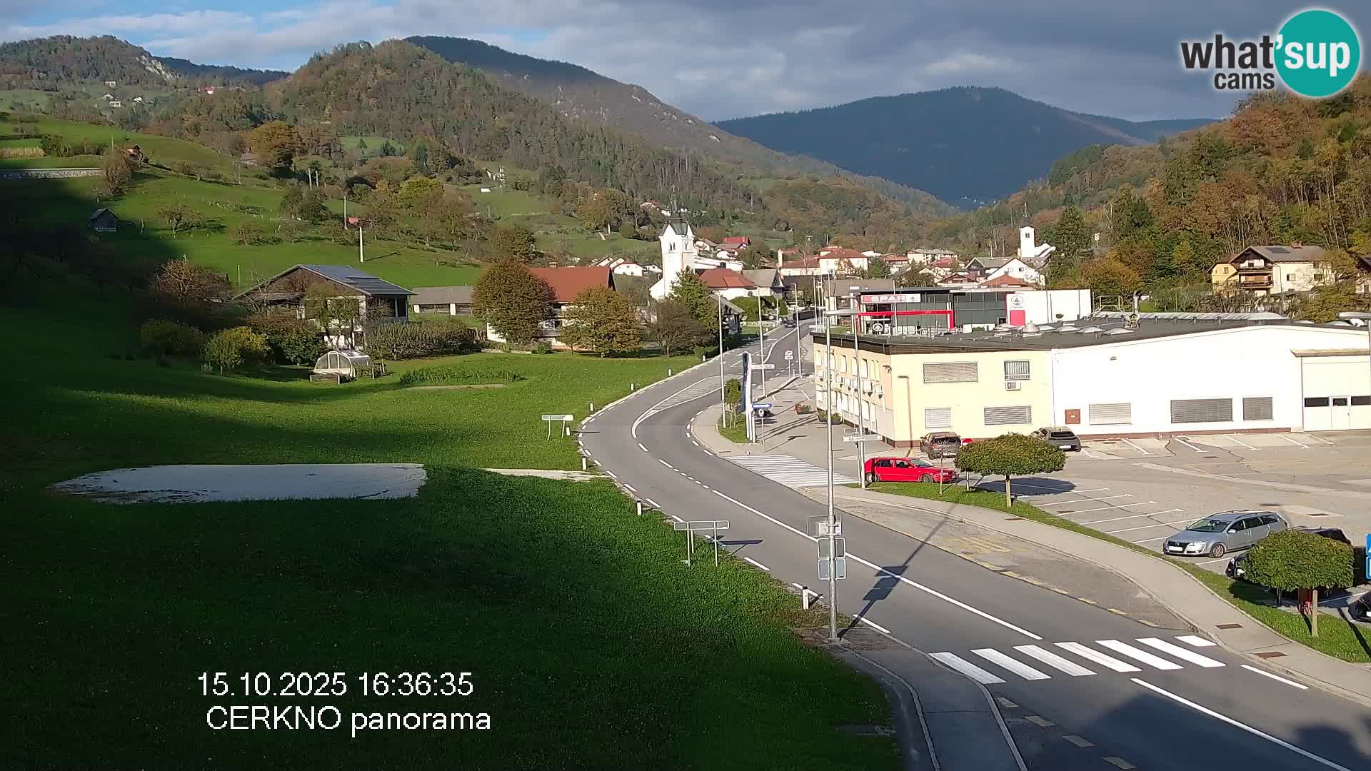 Webcam en direct – Entrée de la ville de Cerkno