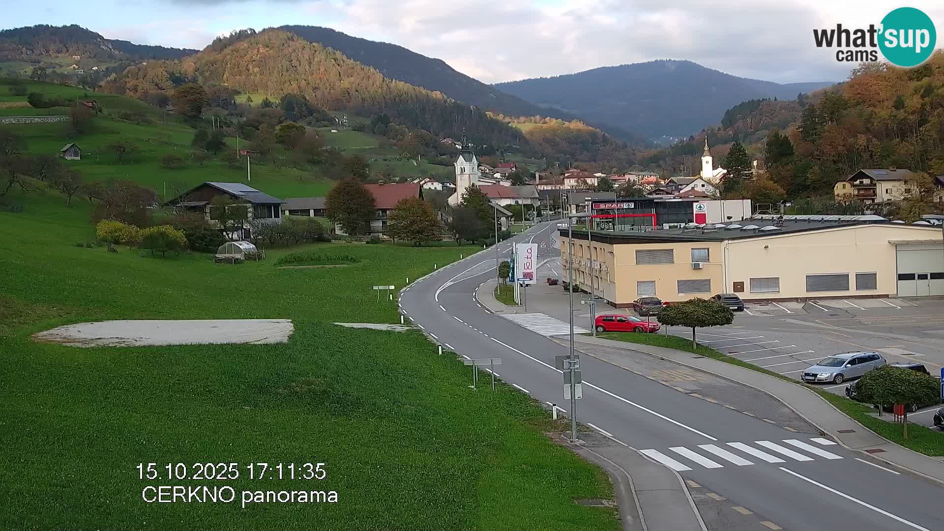 Webcam en direct – Entrée de la ville de Cerkno