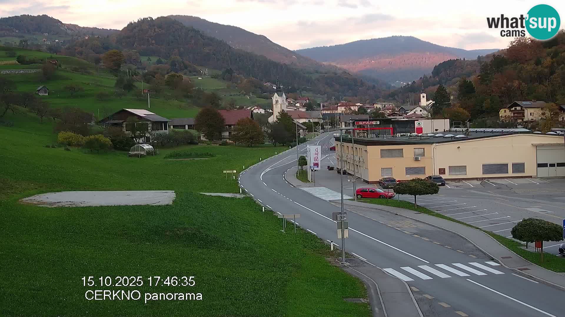 Cerkno entrada a la ciudad Webcam en vivo