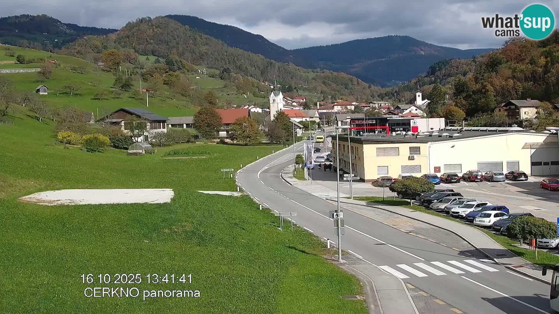 Cerkno entrada a la ciudad Webcam en vivo