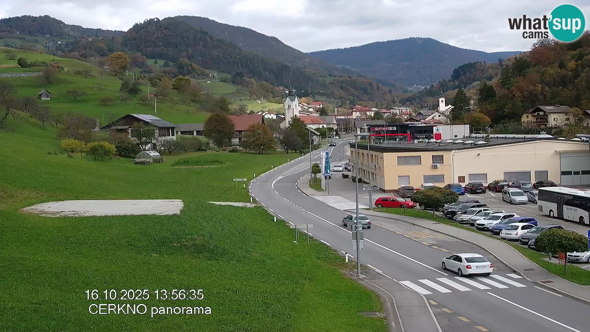 Webcam en direct – Entrée de la ville de Cerkno