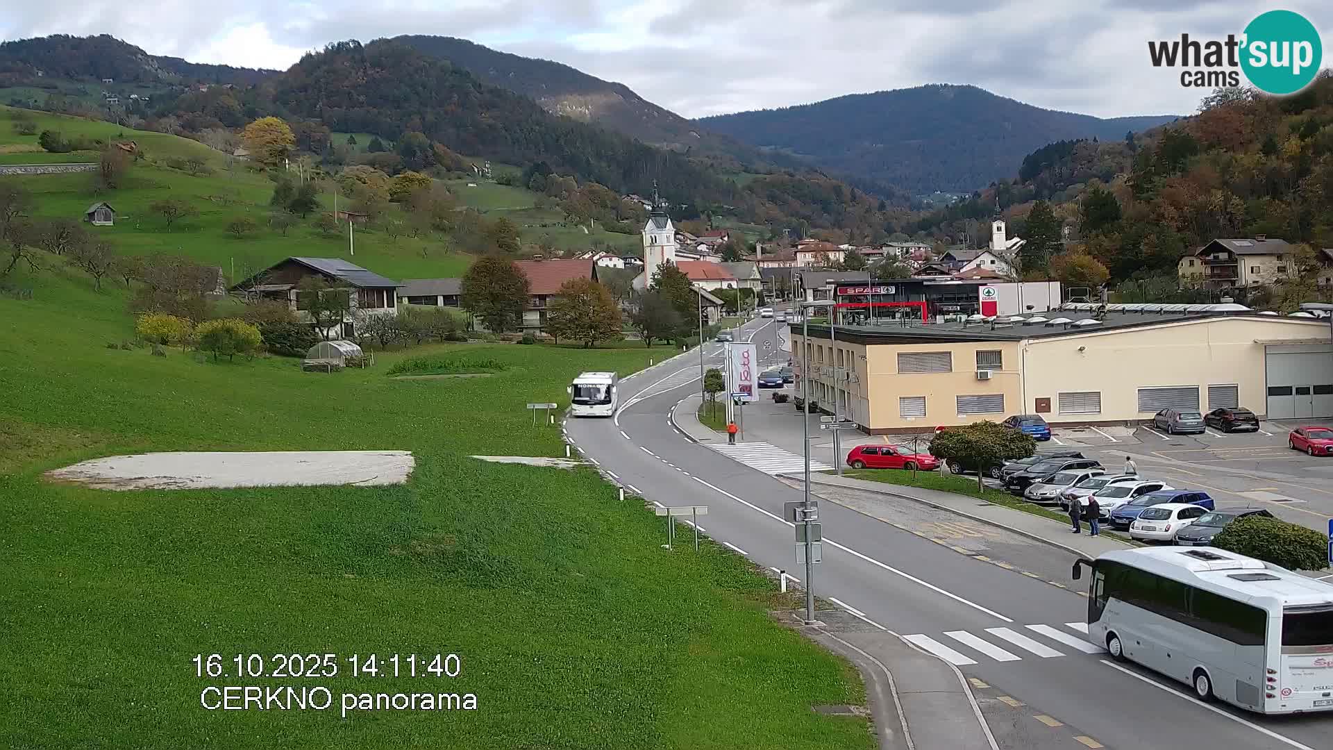 Cerkno entrada a la ciudad Webcam en vivo