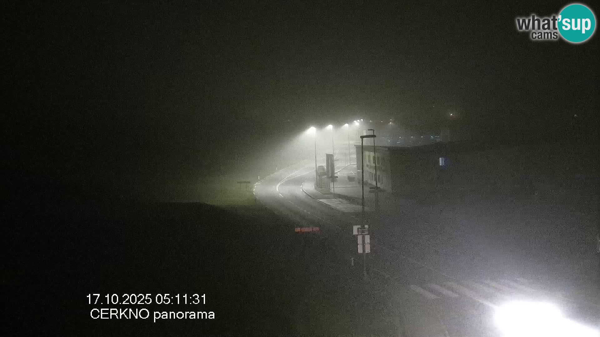 Webcam en direct – Entrée de la ville de Cerkno